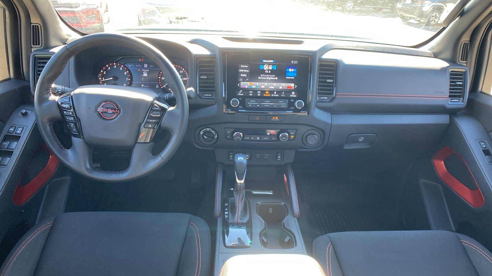 2023 Nissan Frontier PRO-4X 29