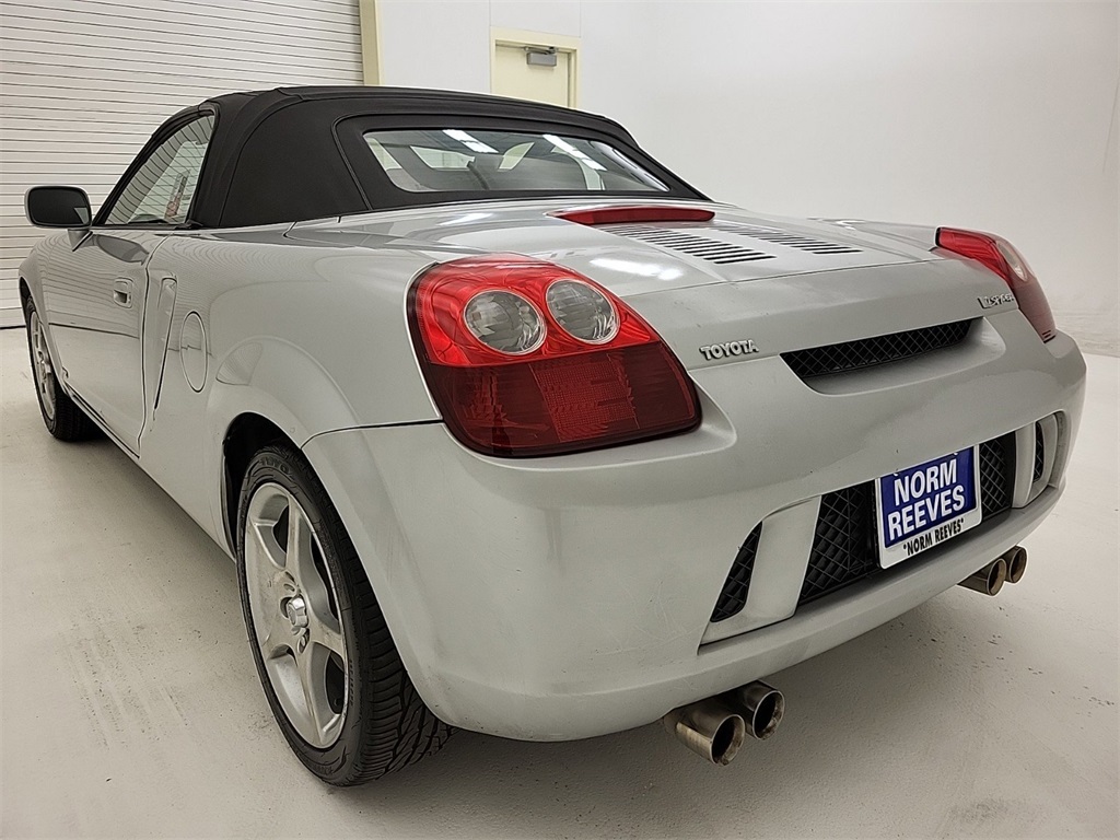 2003 Toyota MR2 Spyder Base 7