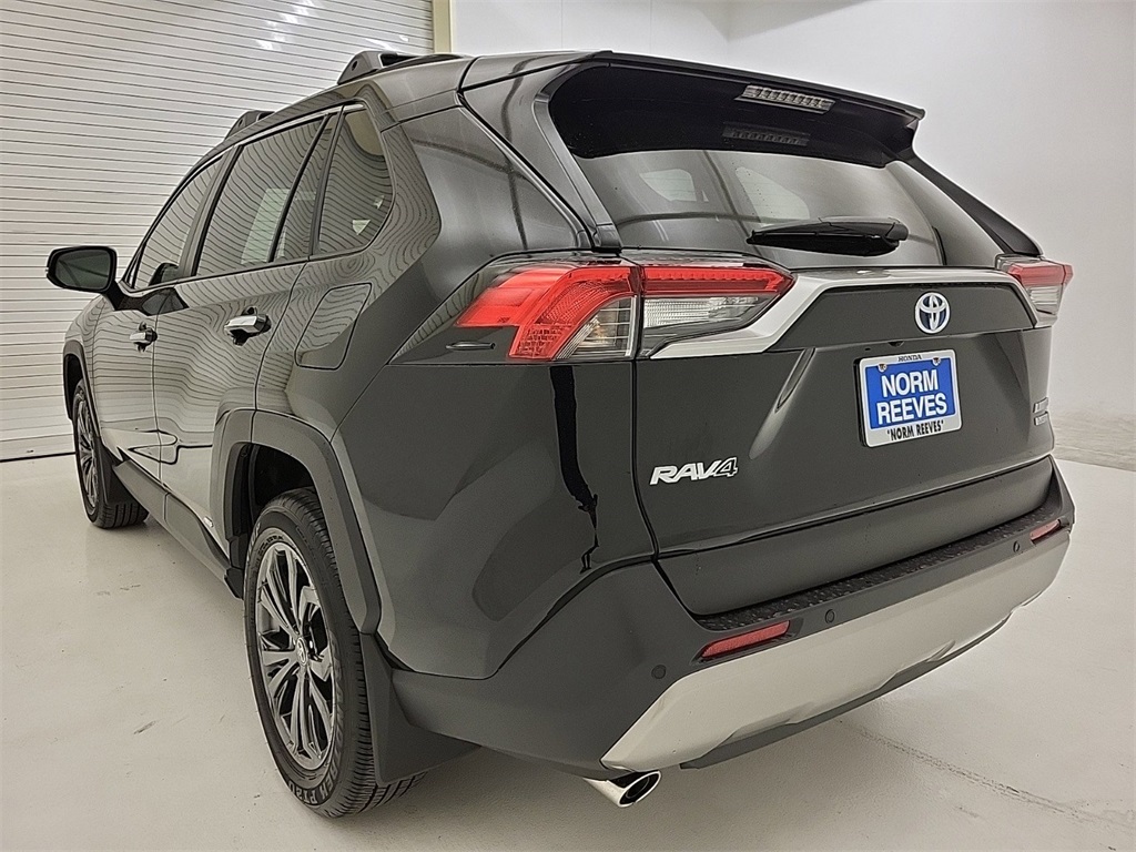 2024 Toyota RAV4 Hybrid Limited 9