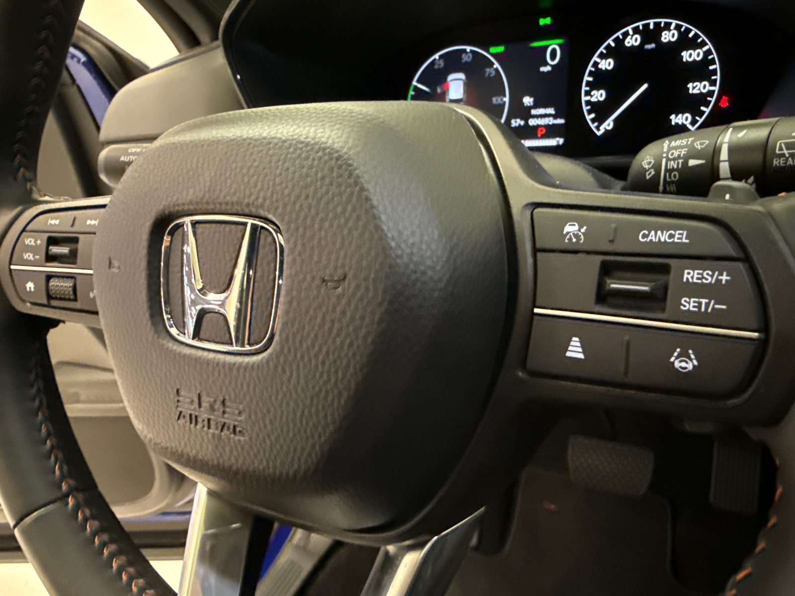 2024 Honda CR-V Hybrid Sport-L 29