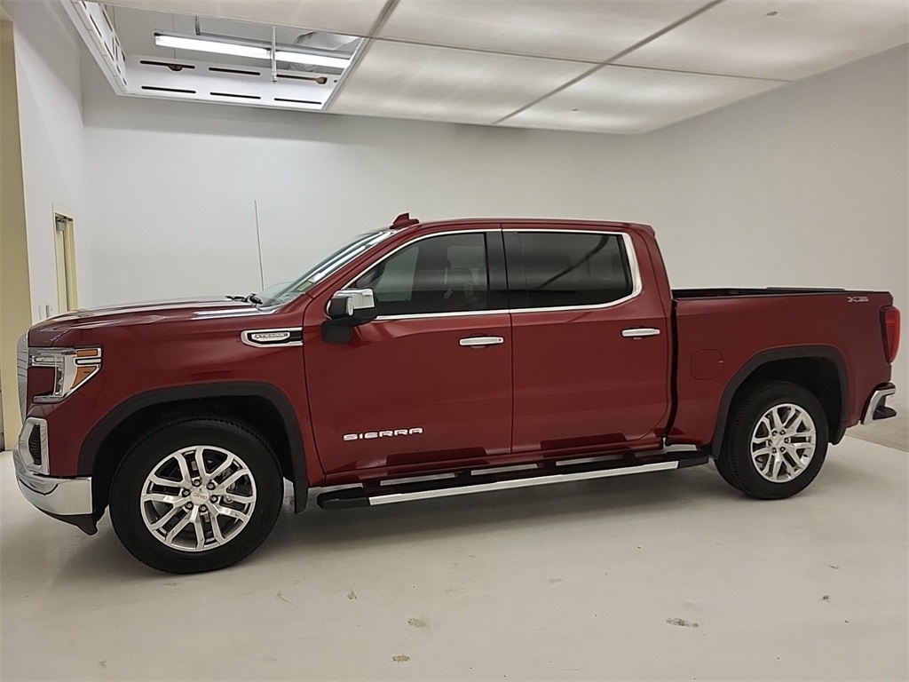 2021 GMC Sierra 1500 SLT 2