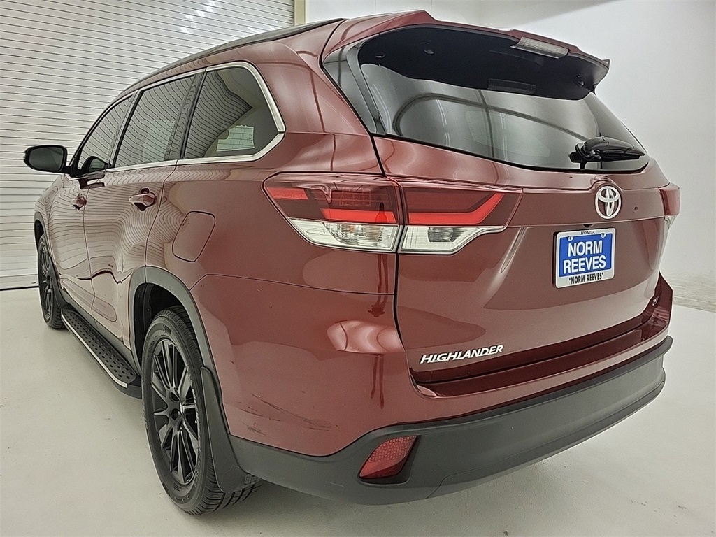 2019 Toyota Highlander SE 9