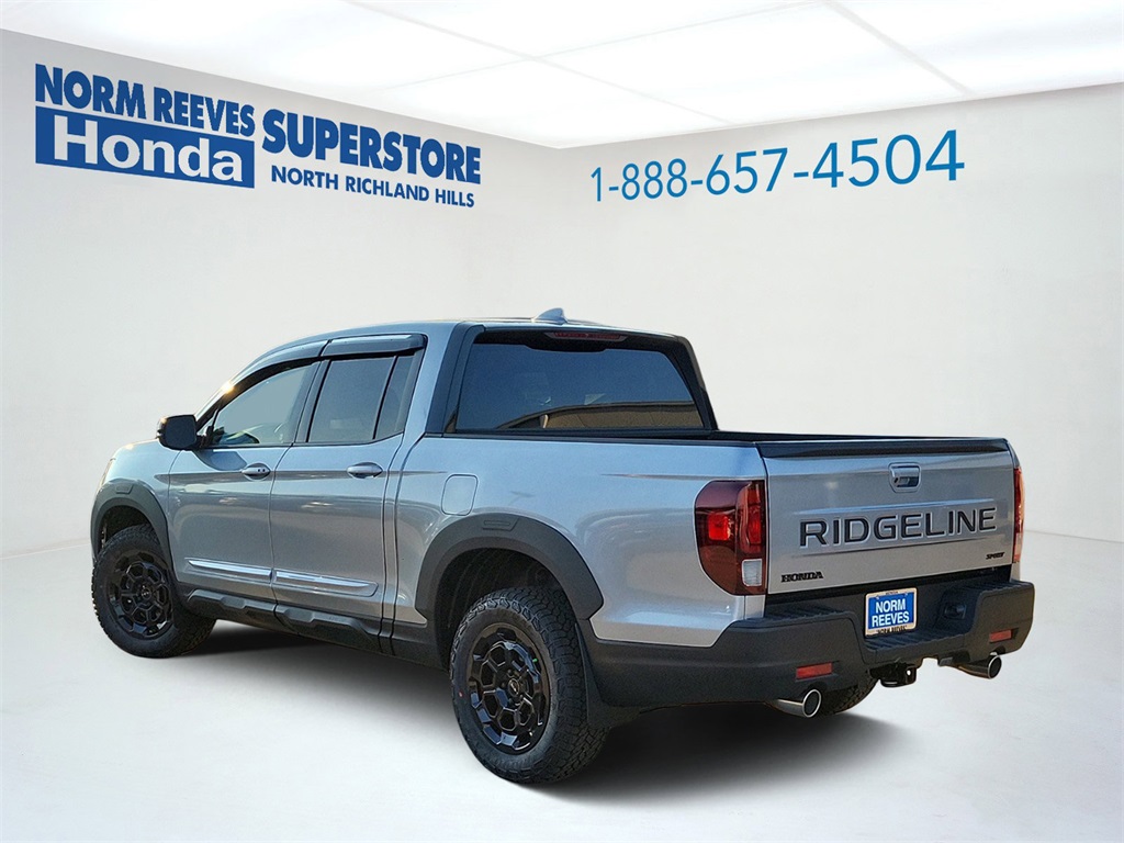 2025 Honda Ridgeline Sport 3