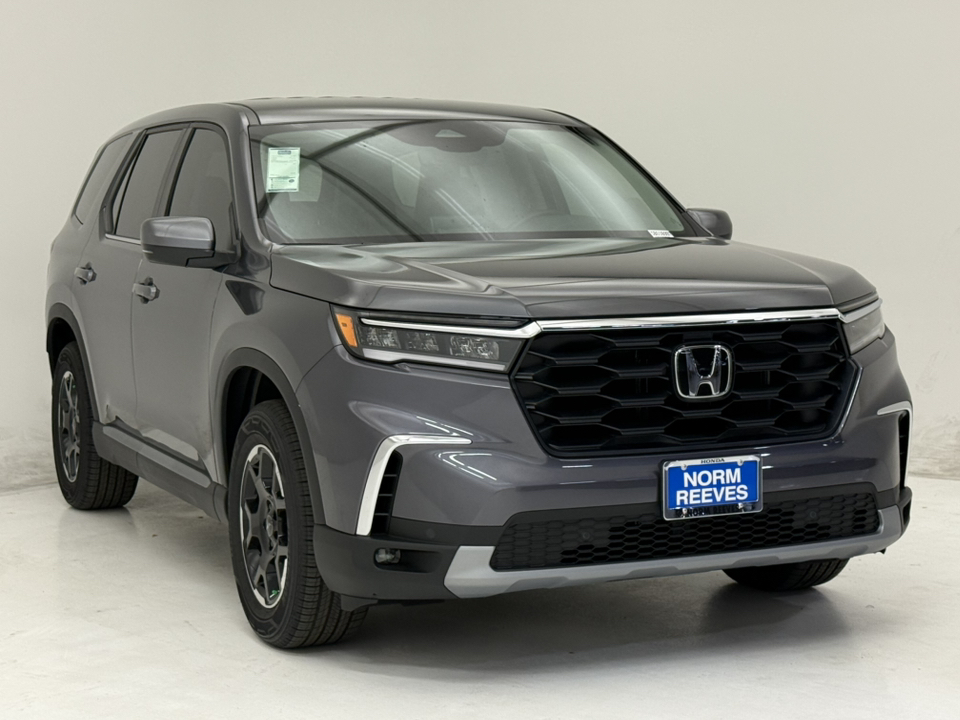 2025 Honda Pilot EX 3