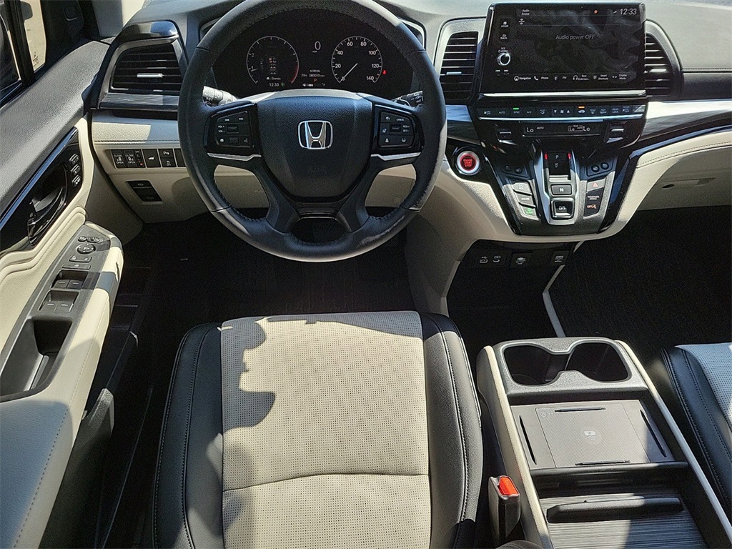 2025 Honda Odyssey Elite 17