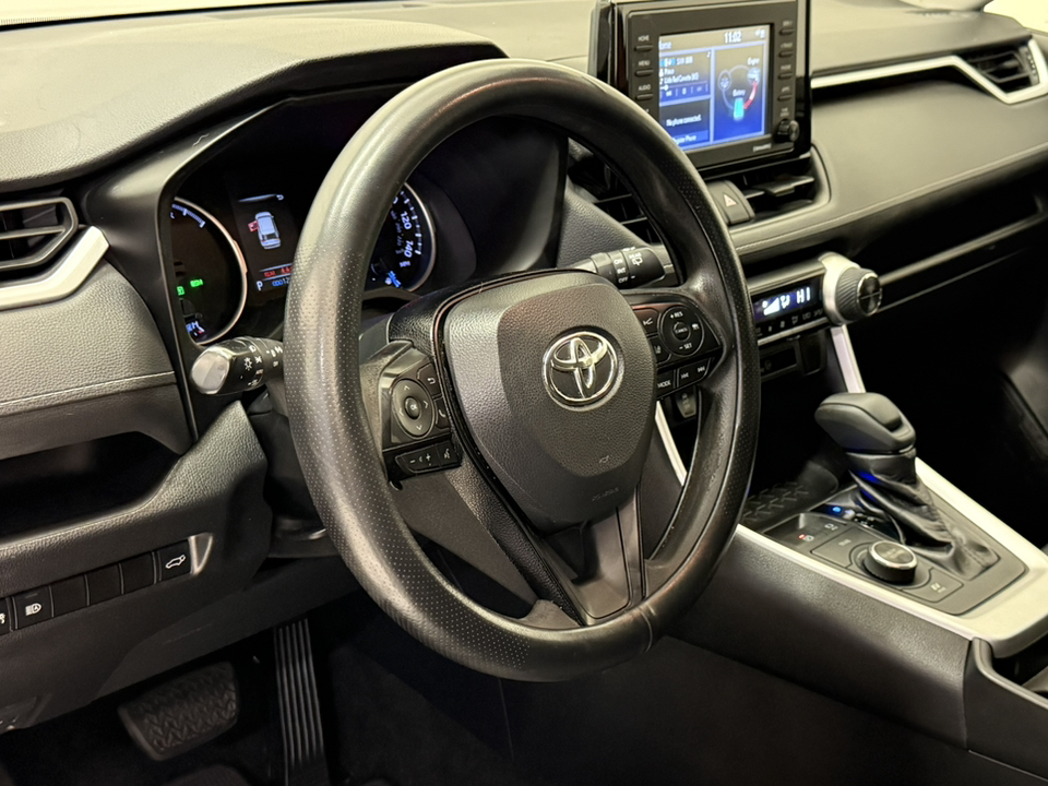 2021 Toyota RAV4 Hybrid XLE 20