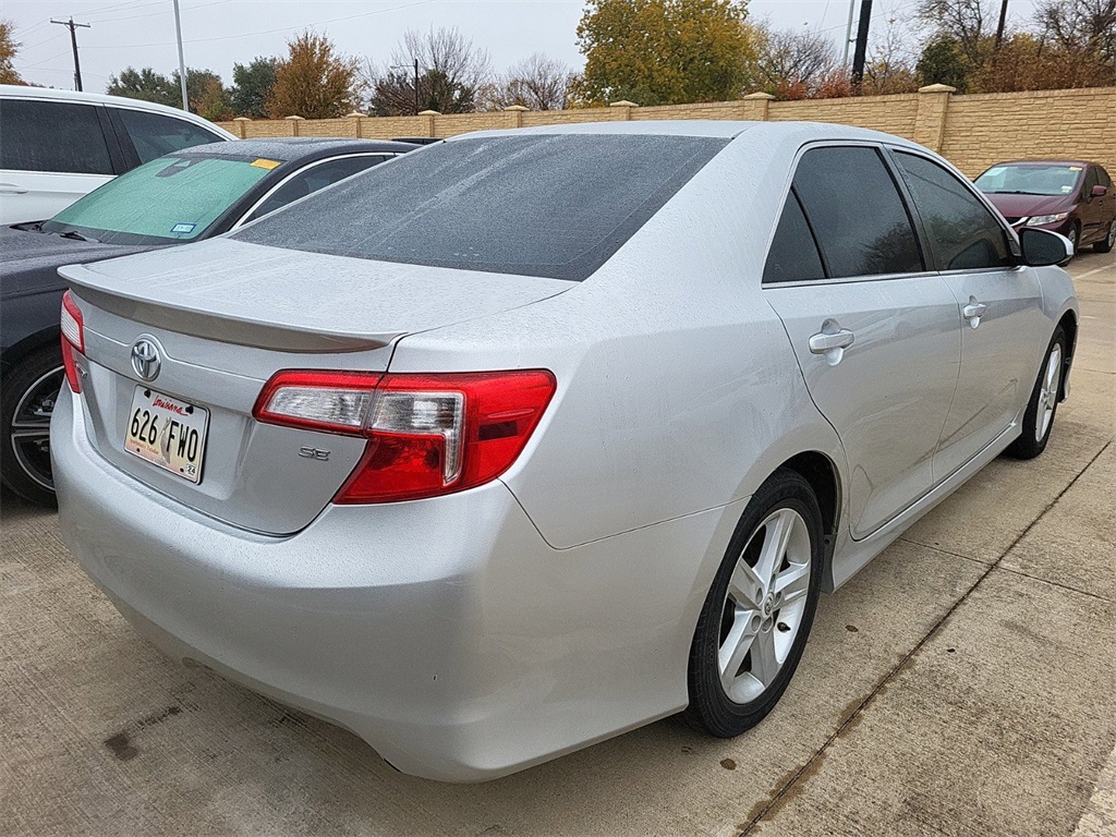 2013 Toyota Camry SE 5