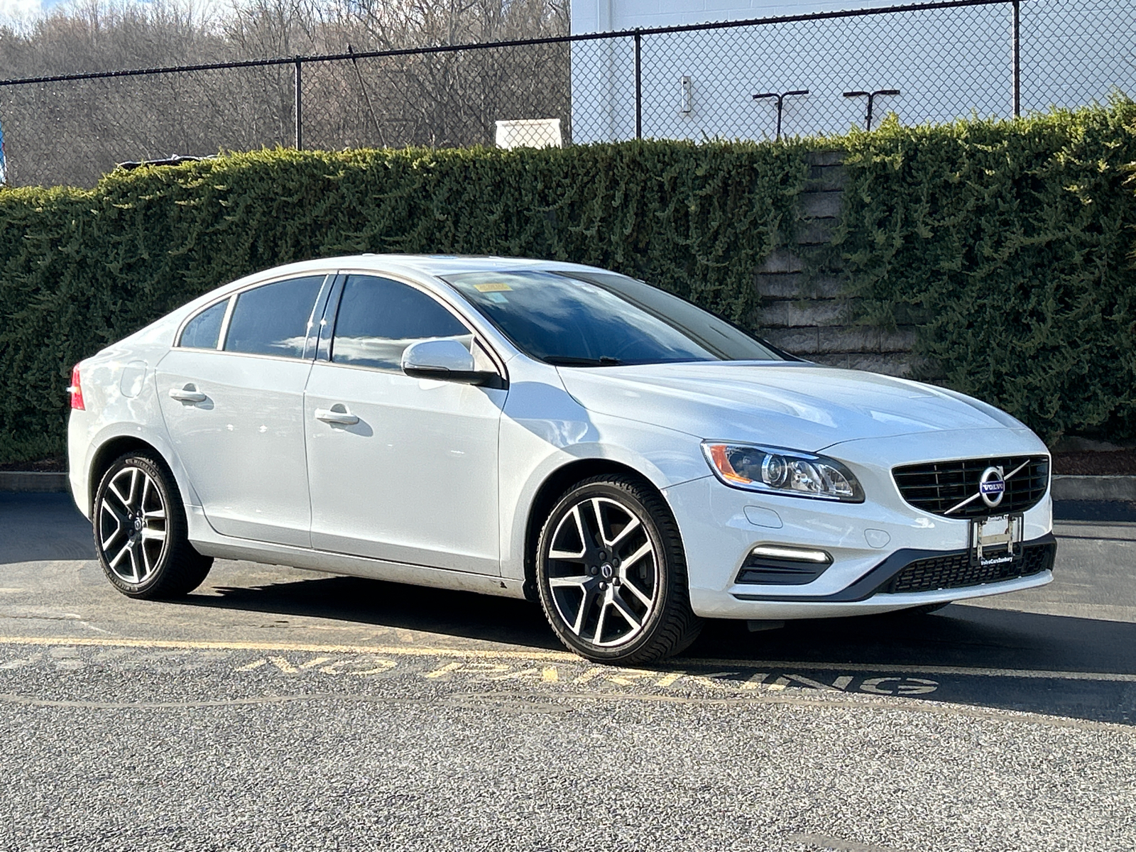 2018 Volvo S60 T5 Dynamic 1