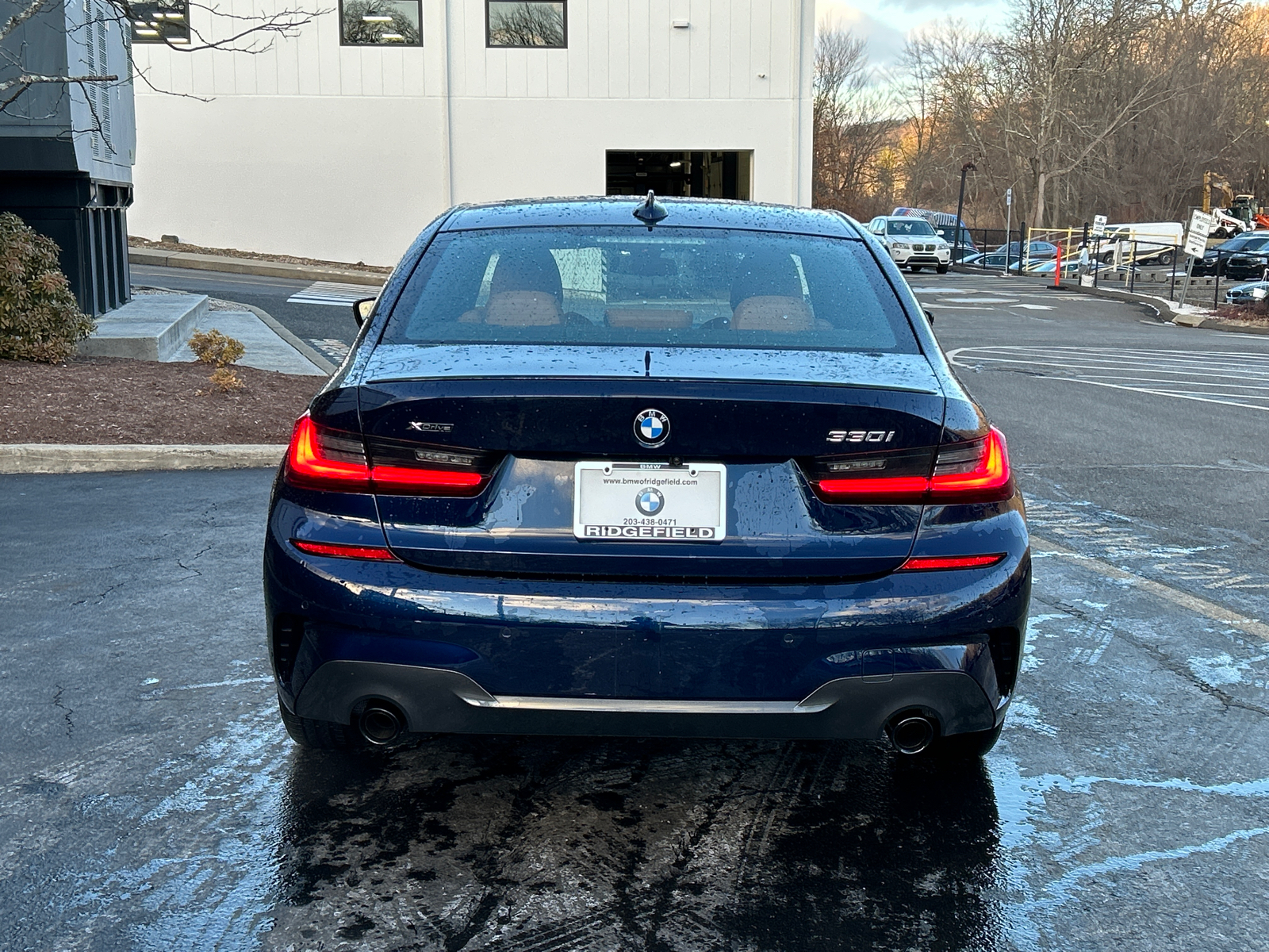 2022 BMW 3 Series 330i xDrive 3