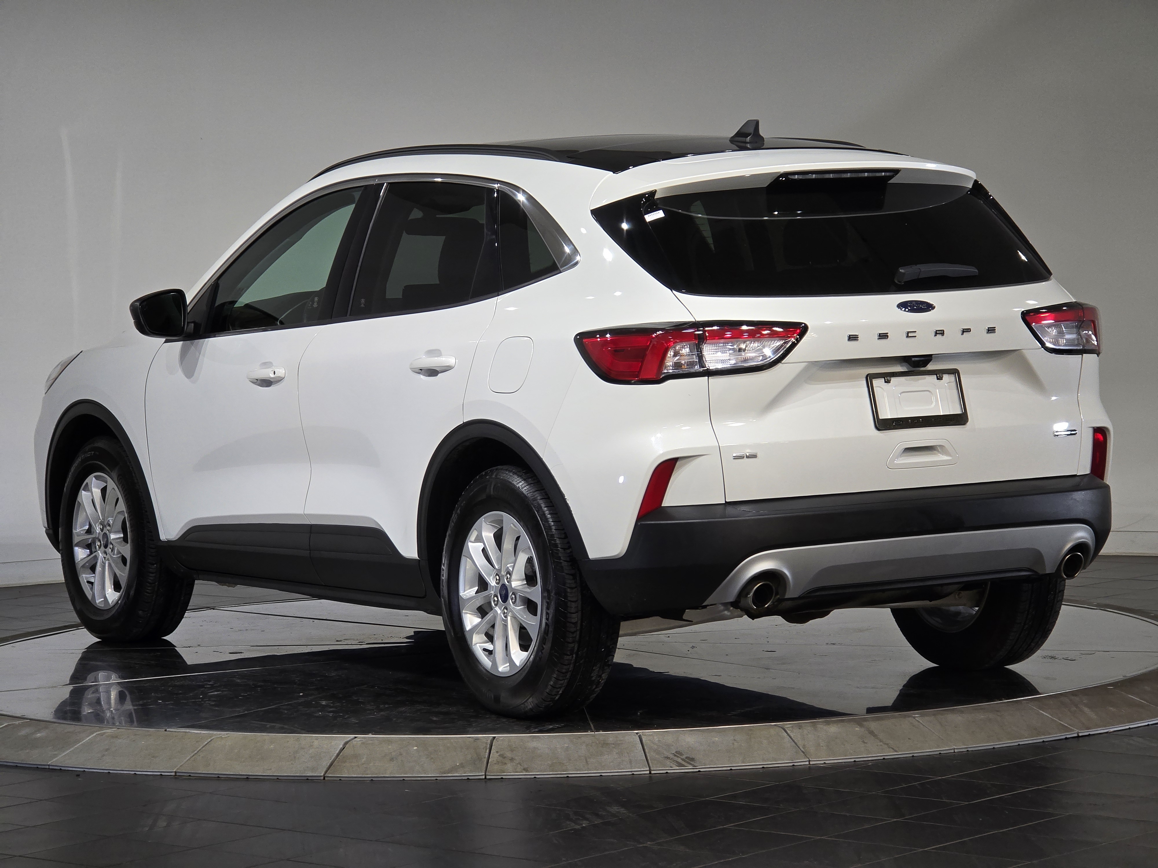 2022 Ford Escape SE Hybrid 5