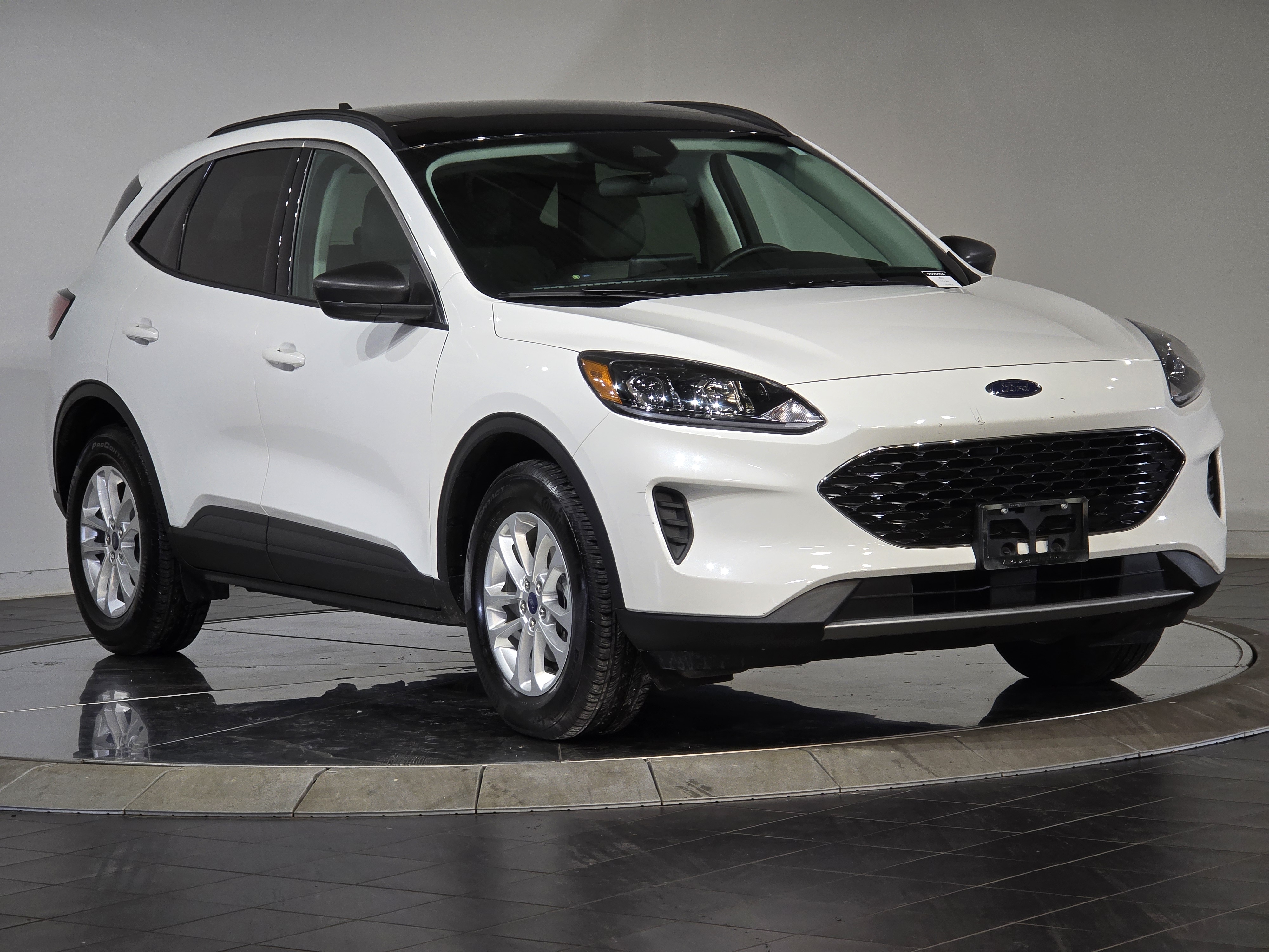 2022 Ford Escape SE Hybrid 11