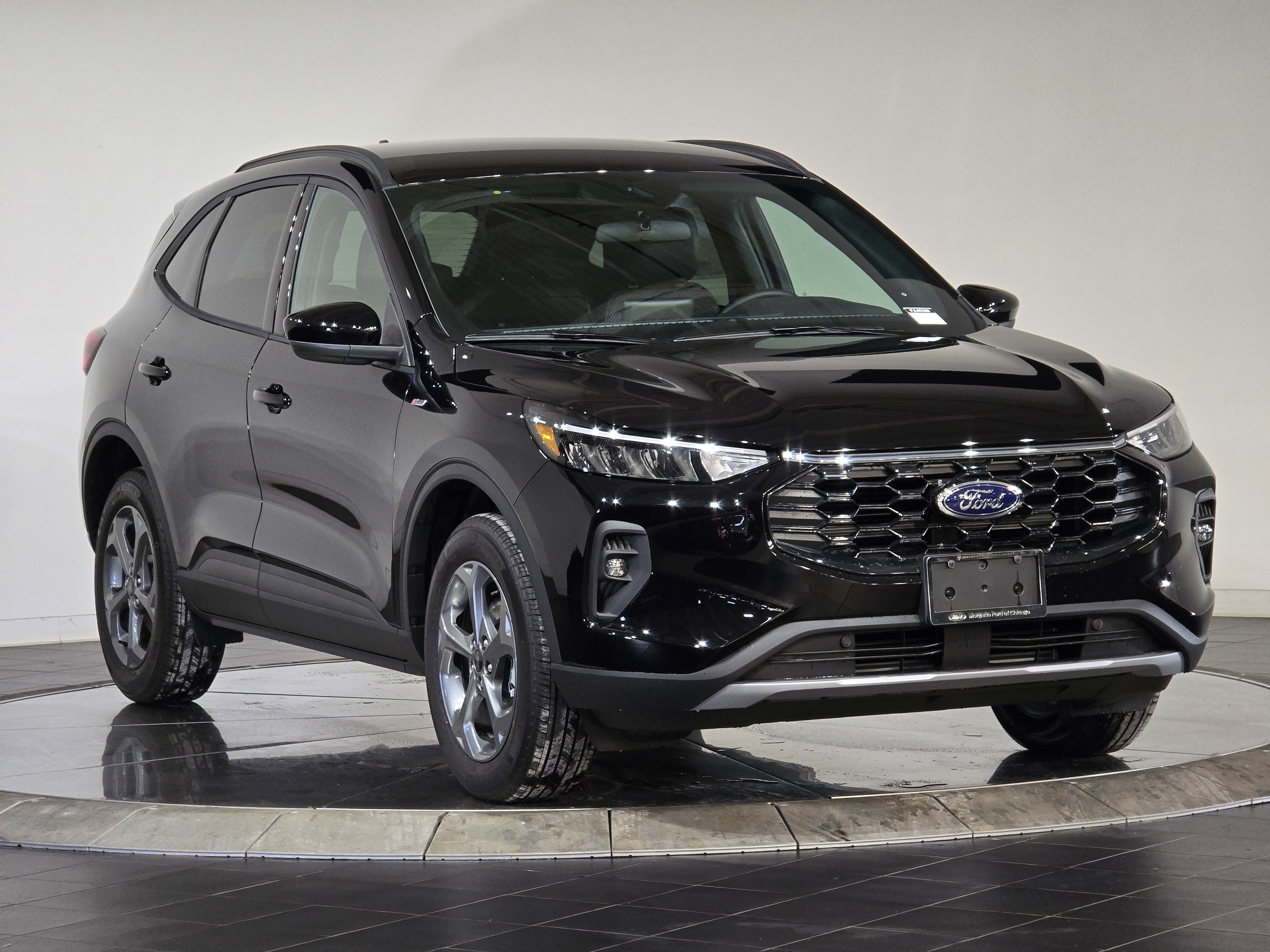 2025 Ford Escape ST-Line Select 1