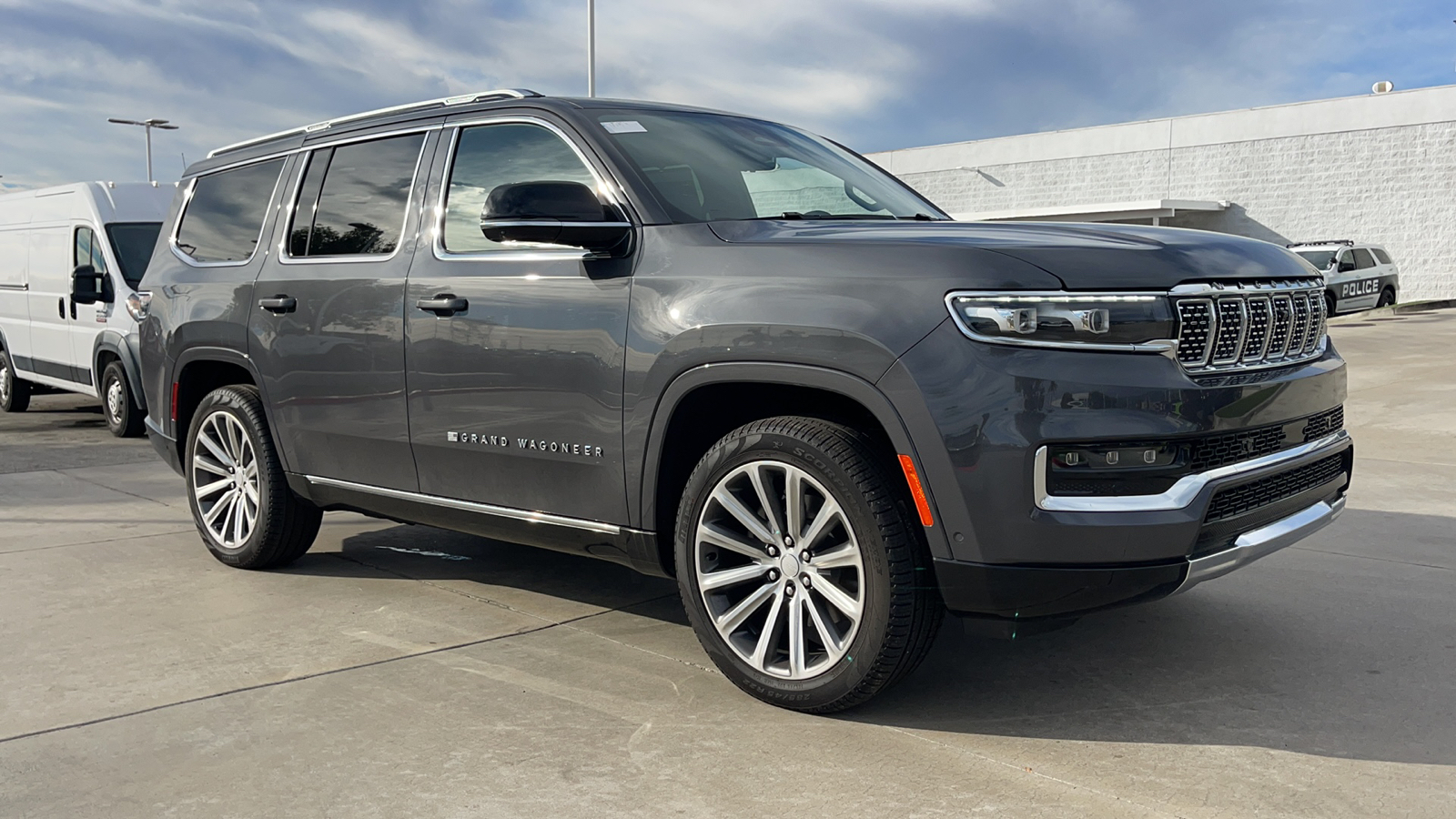 2023 Jeep Grand Wagoneer Series II 1