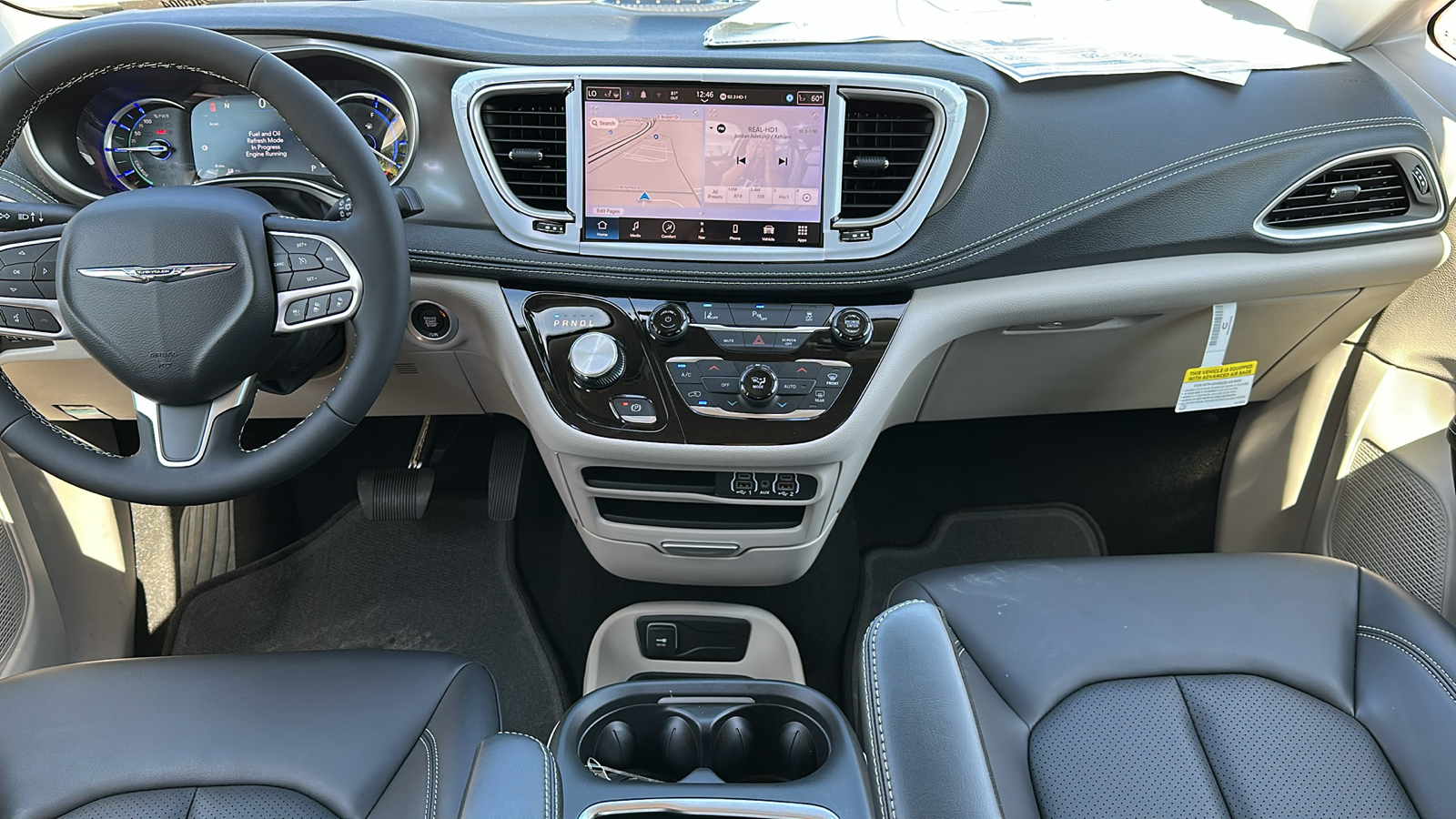 2024 Chrysler Pacifica Hybrid Select 13