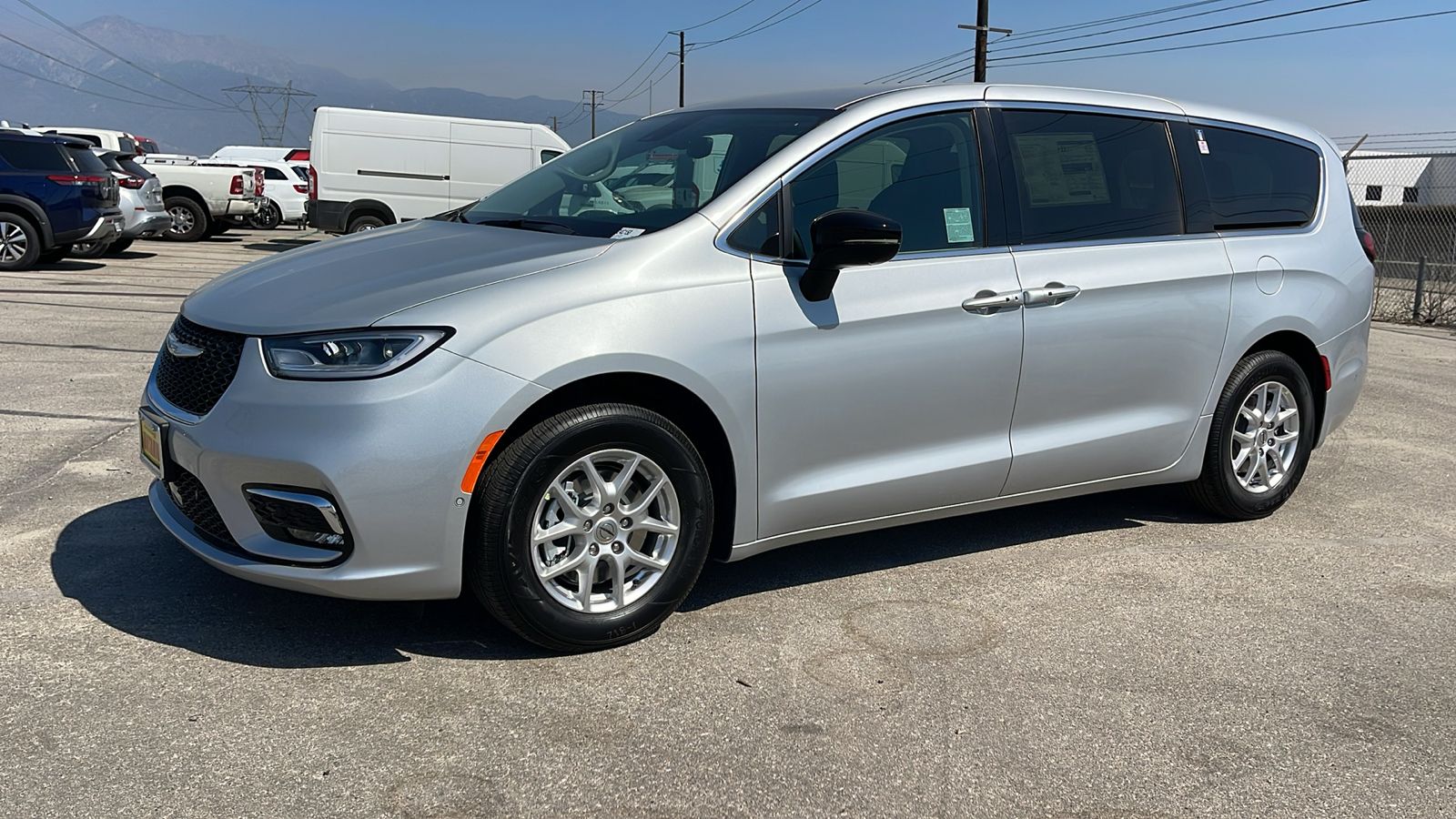 2024 Chrysler Pacifica Touring L 7