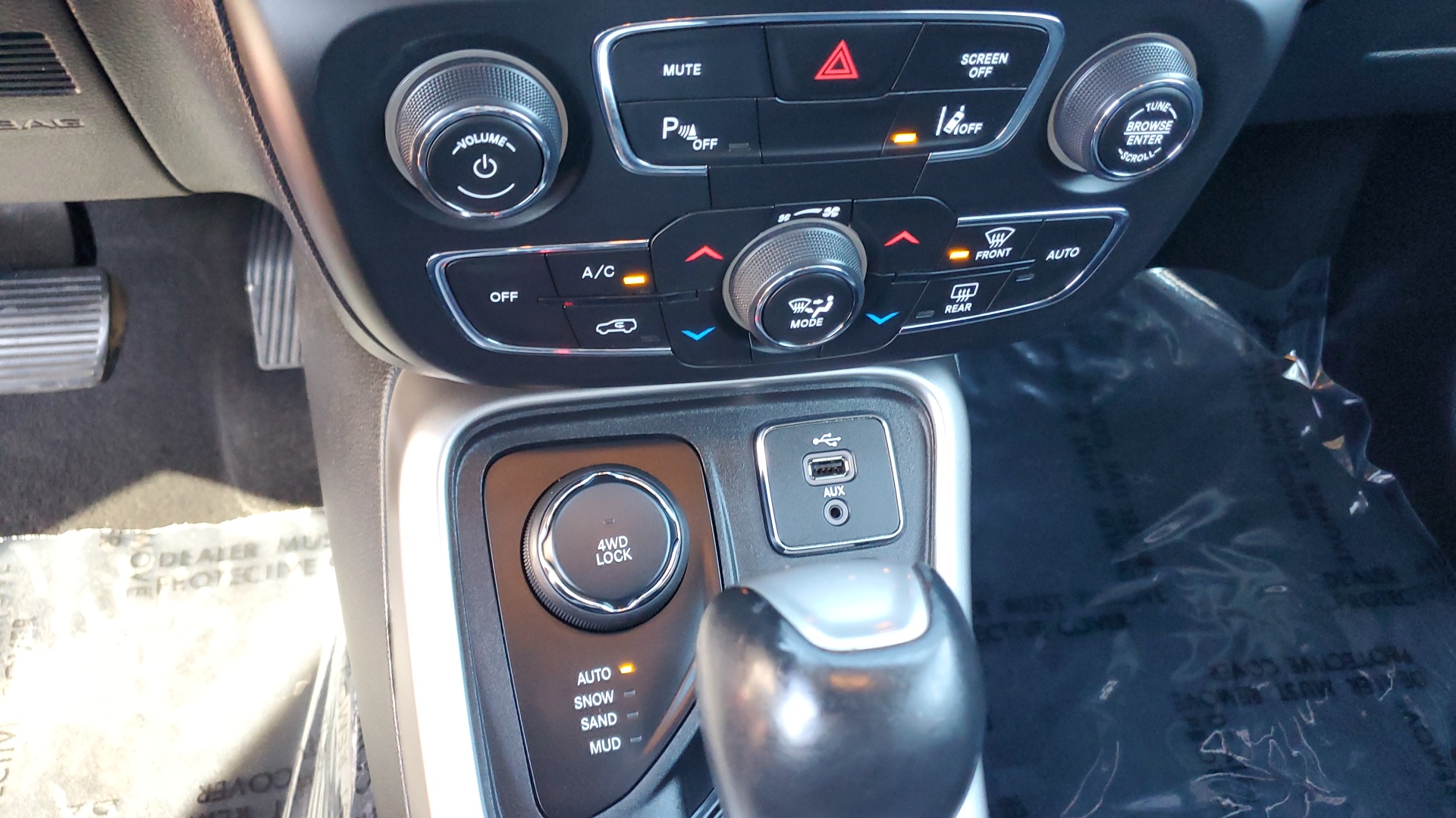 2018 Jeep Compass Latitude 19