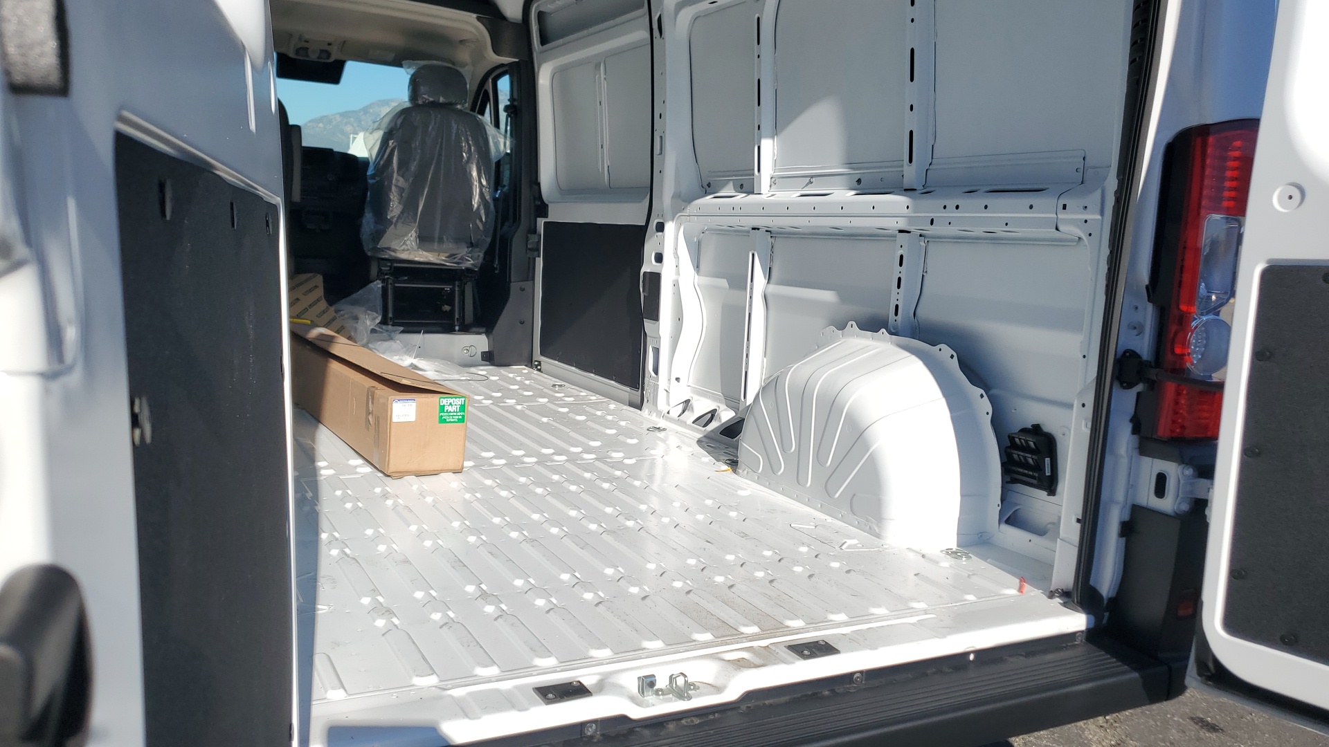 2024 Ram ProMaster Cargo Van Tradesman 22