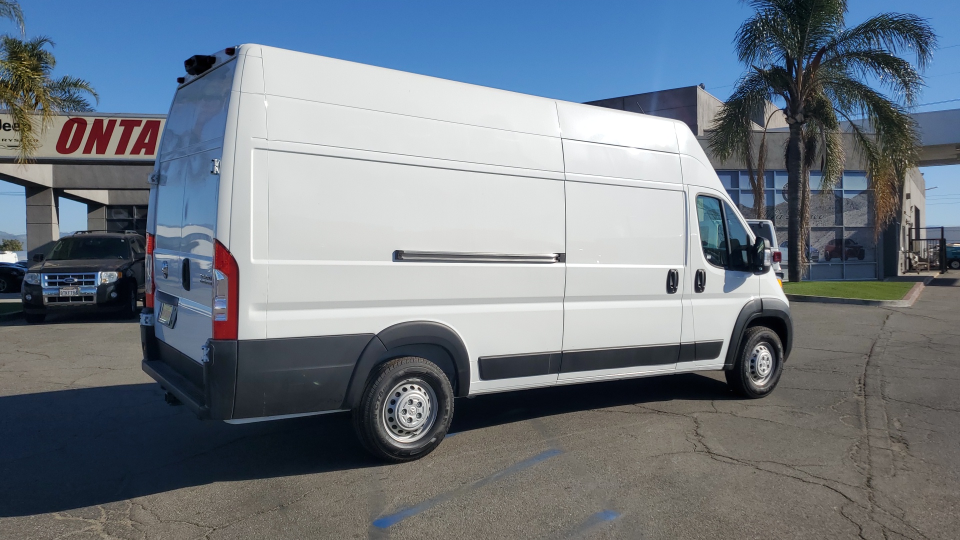 2024 Ram ProMaster Cargo Van Tradesman 3