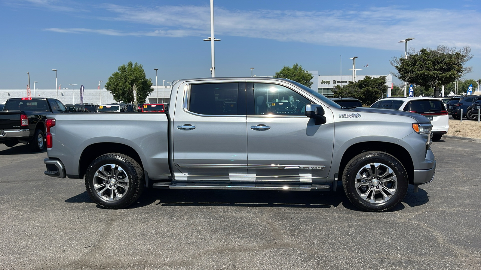 2024 Chevrolet Silverado 1500 High Country 2