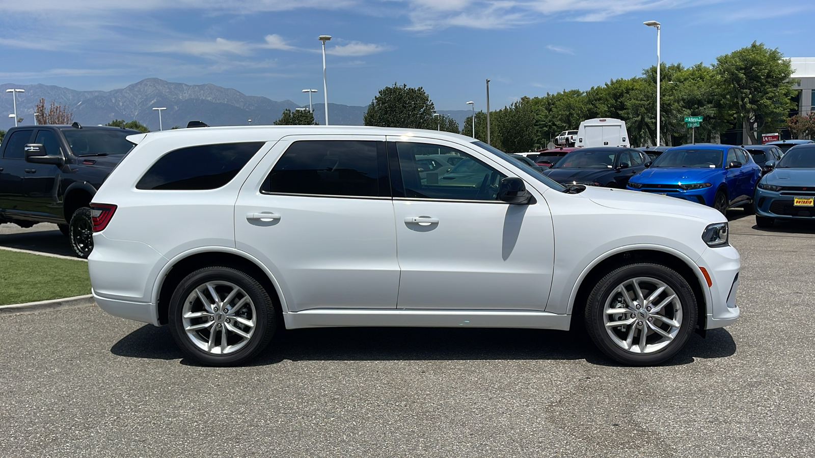 2024 Dodge Durango GT 2