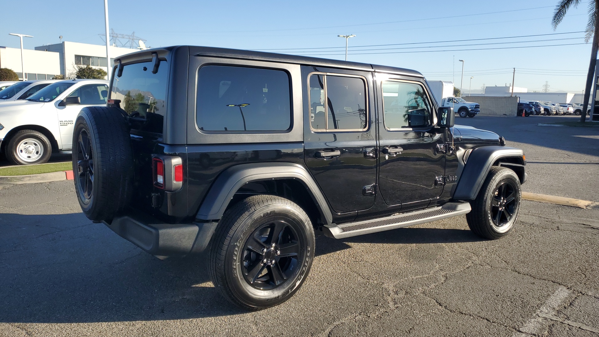 2023 Jeep Wrangler Sport 3