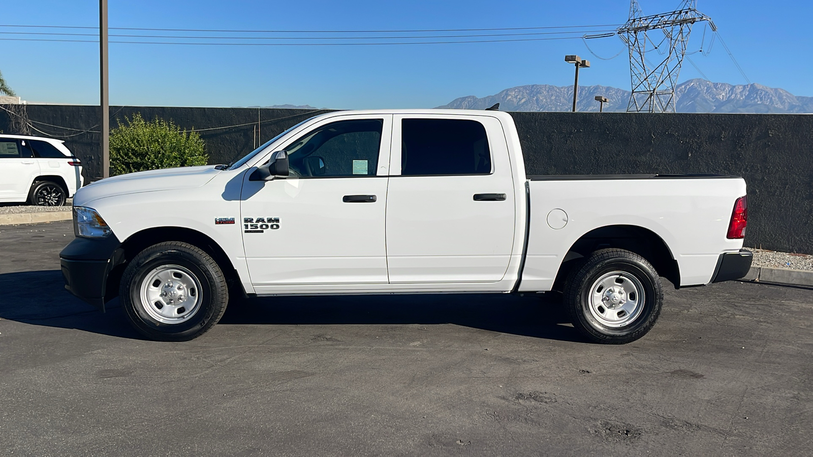 2024 Ram 1500 Classic Tradesman 6