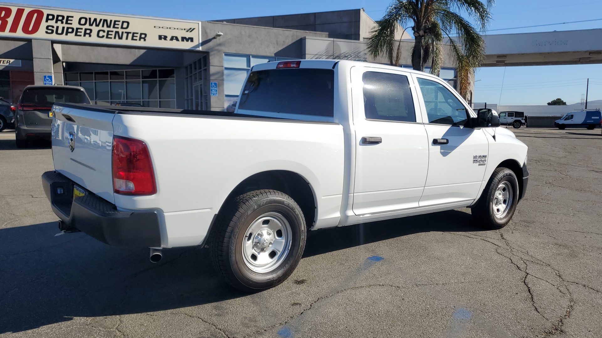 2024 Ram 1500 Classic Tradesman 3