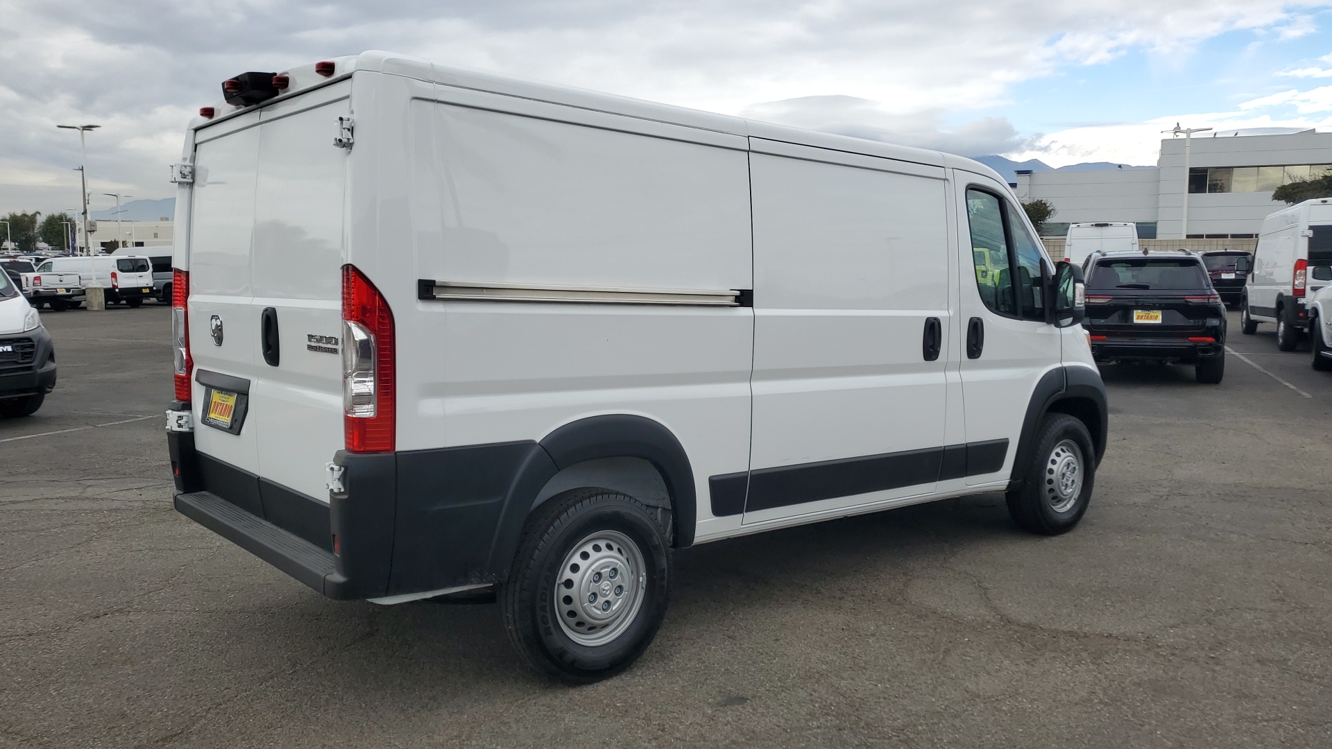 2024 Ram ProMaster Cargo Van Tradesman 3