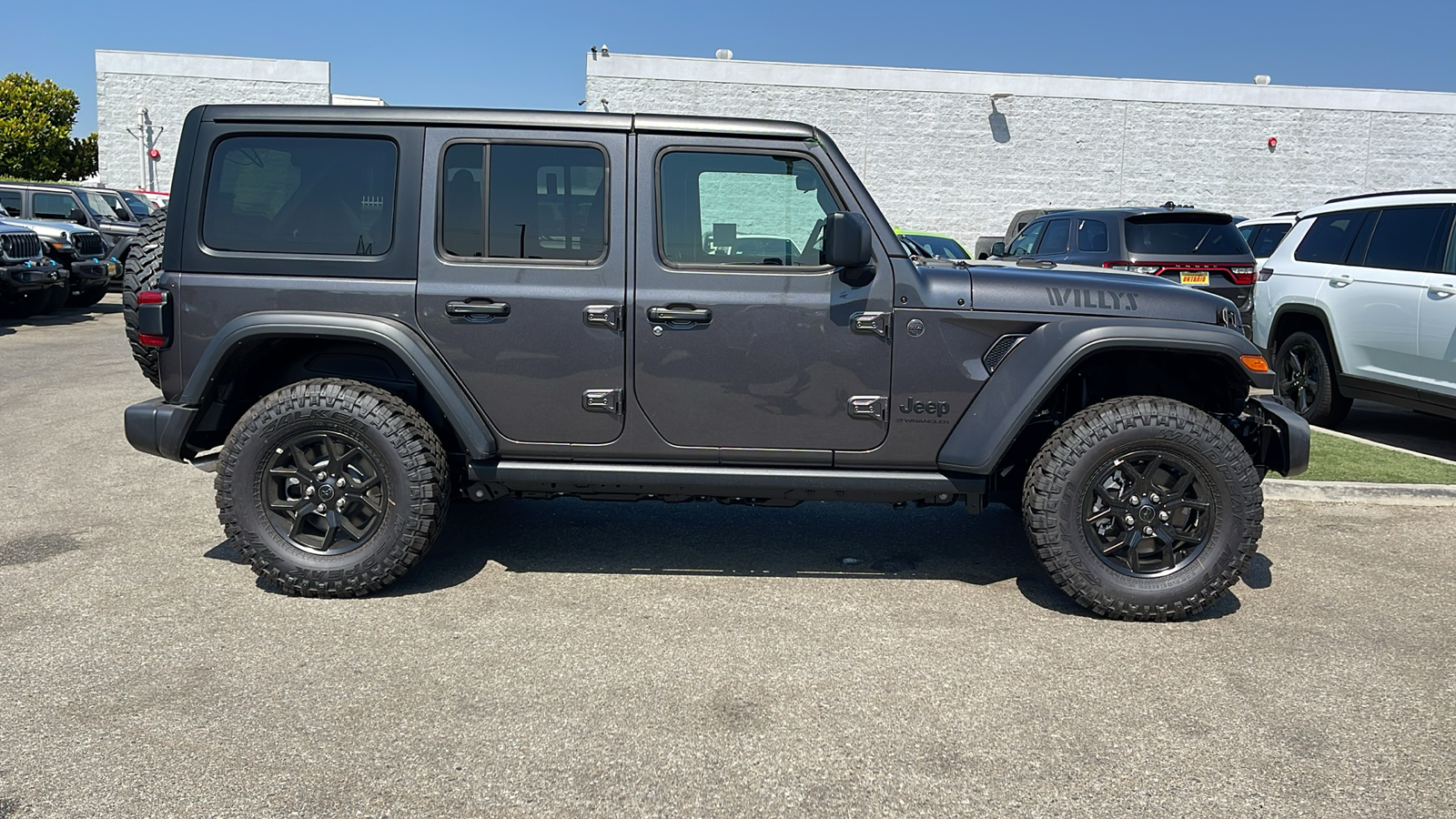 2024 Jeep Wrangler Willys 2