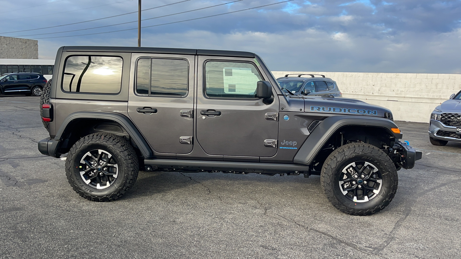 2024 Jeep Wrangler 4xe Rubicon 2