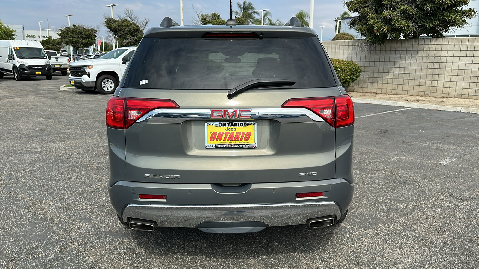 2018 GMC Acadia Denali 5