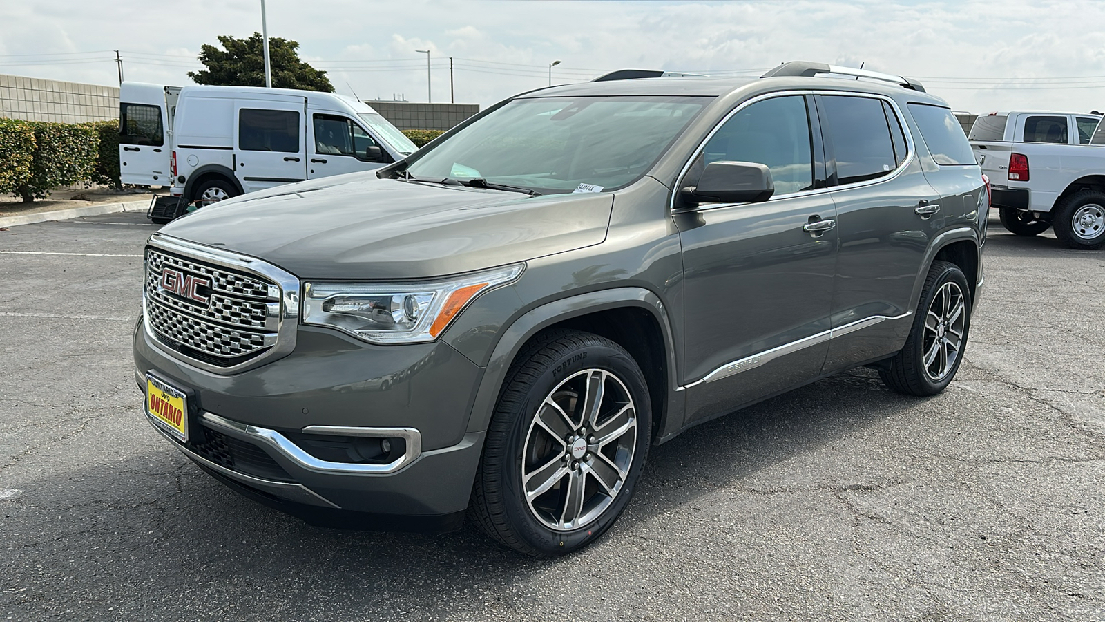 2018 GMC Acadia Denali 8