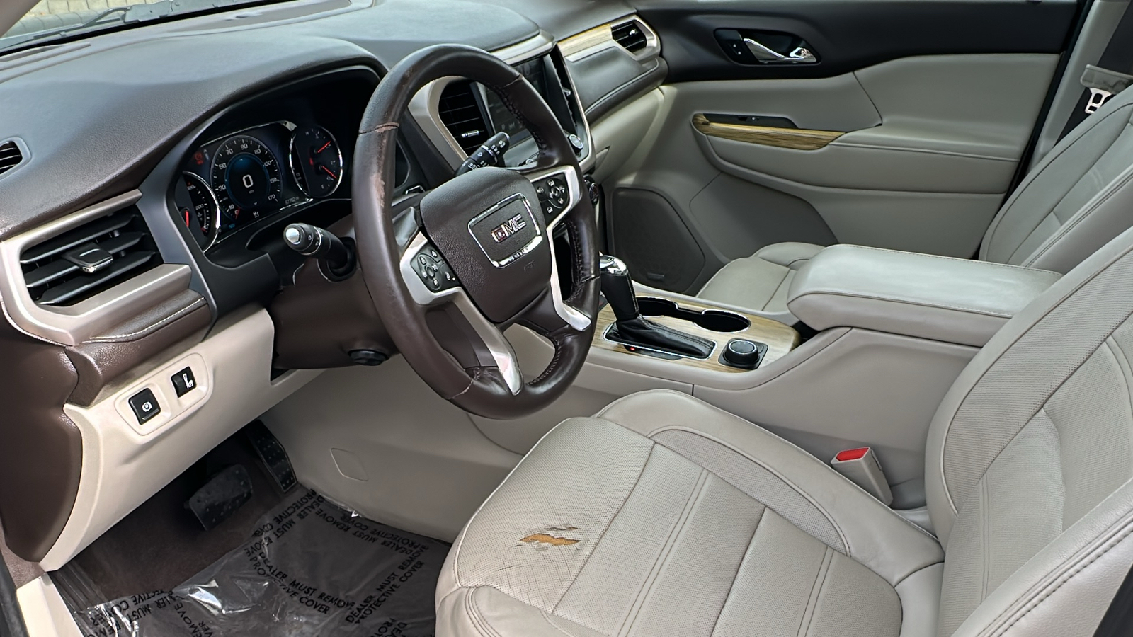 2018 GMC Acadia Denali 10