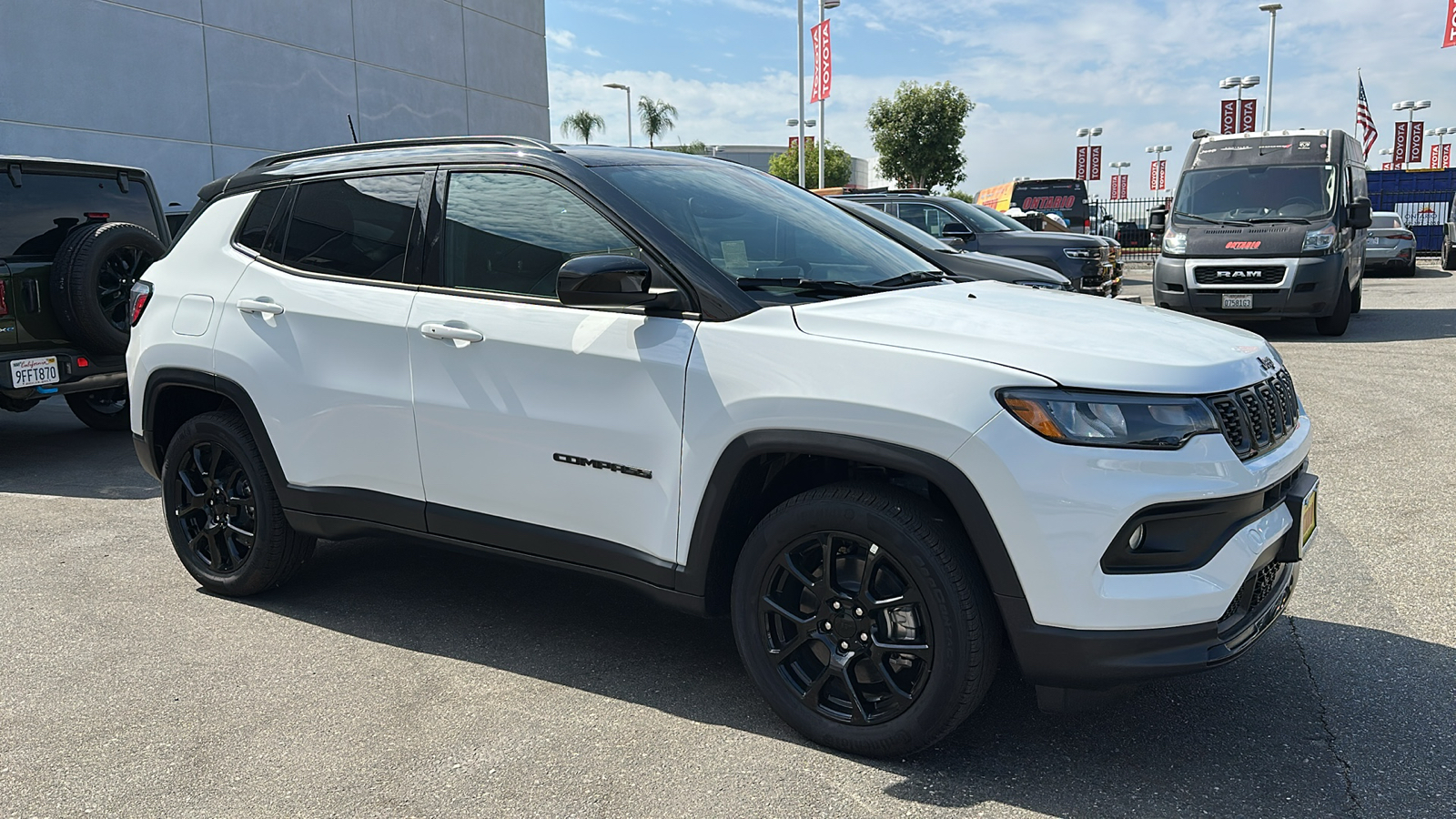 2024 Jeep Compass Latitude 1