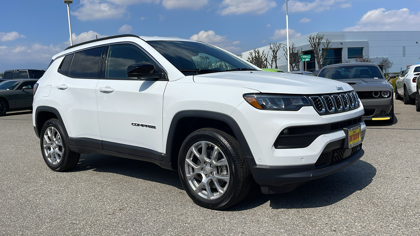 2024 Jeep Compass Latitude Lux 1