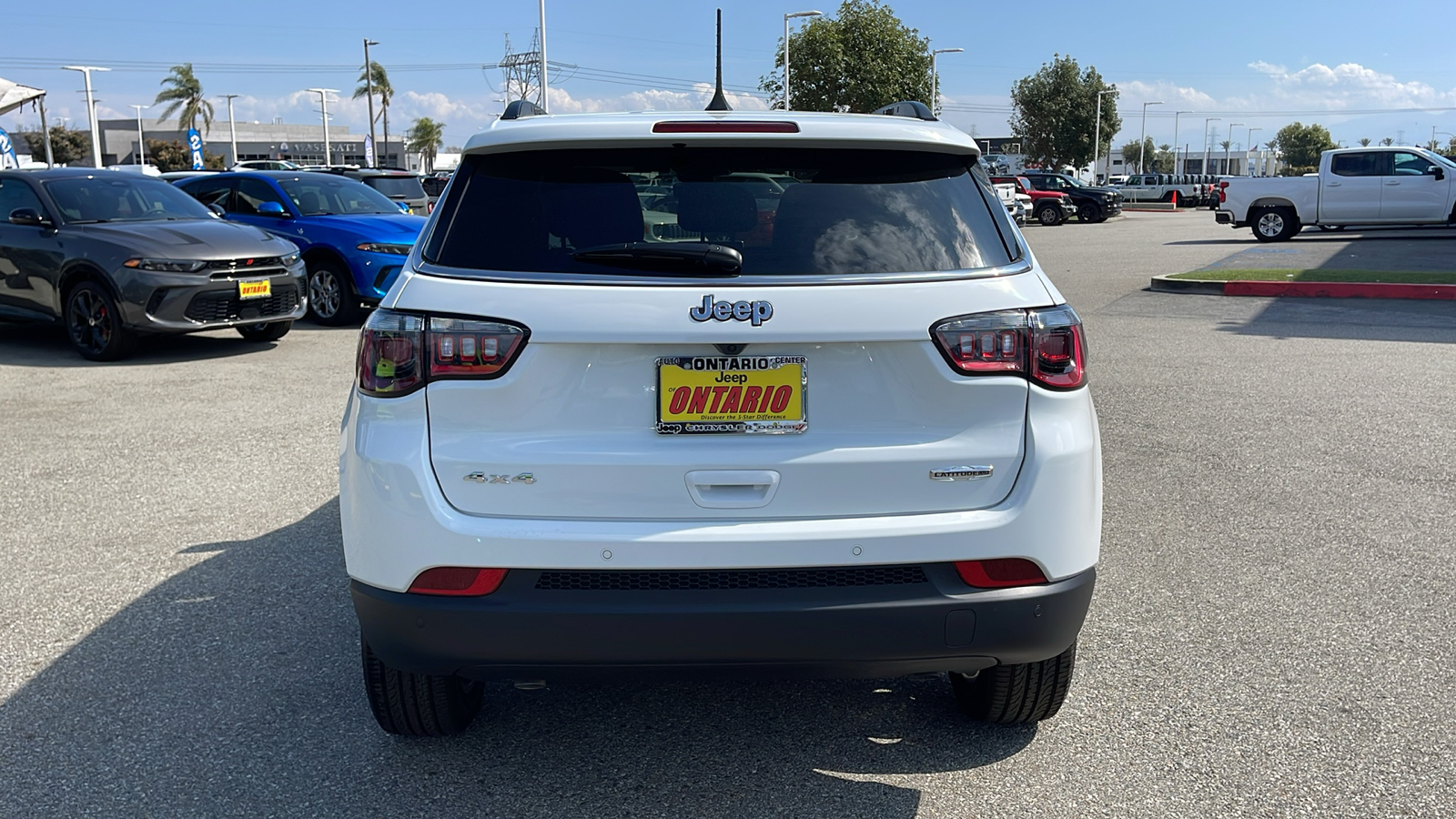 2024 Jeep Compass Latitude Lux 4