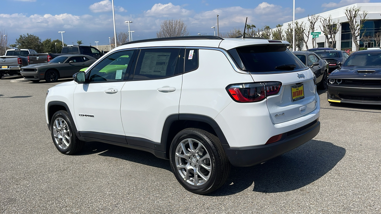 2024 Jeep Compass Latitude Lux 5