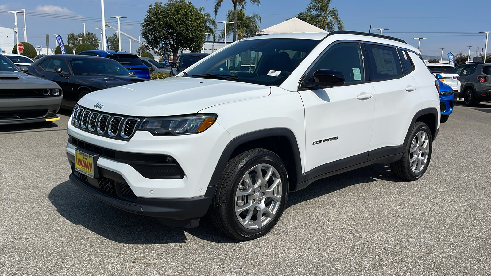 2024 Jeep Compass Latitude Lux 7