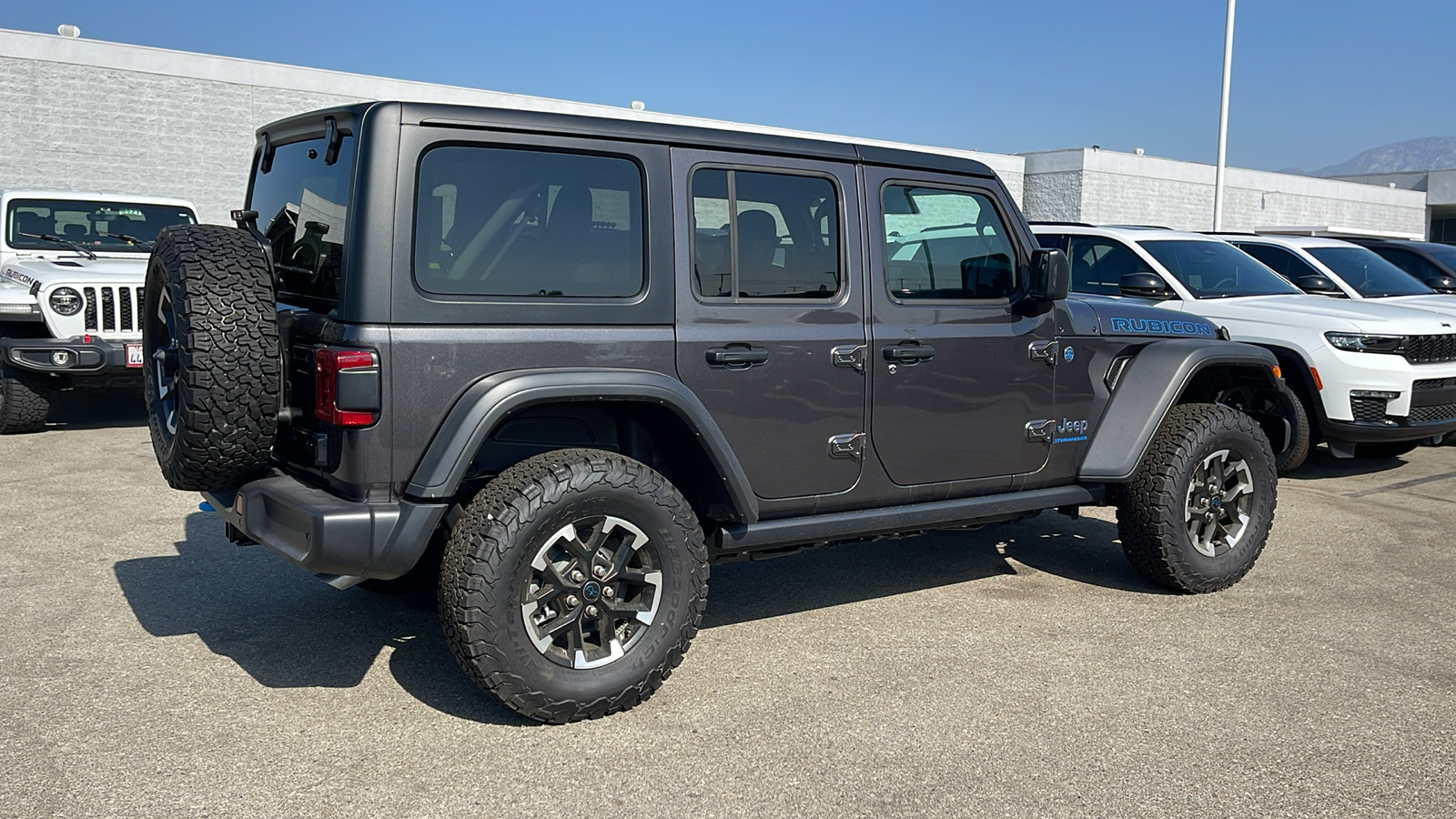 2024 Jeep Wrangler 4xe Rubicon 3