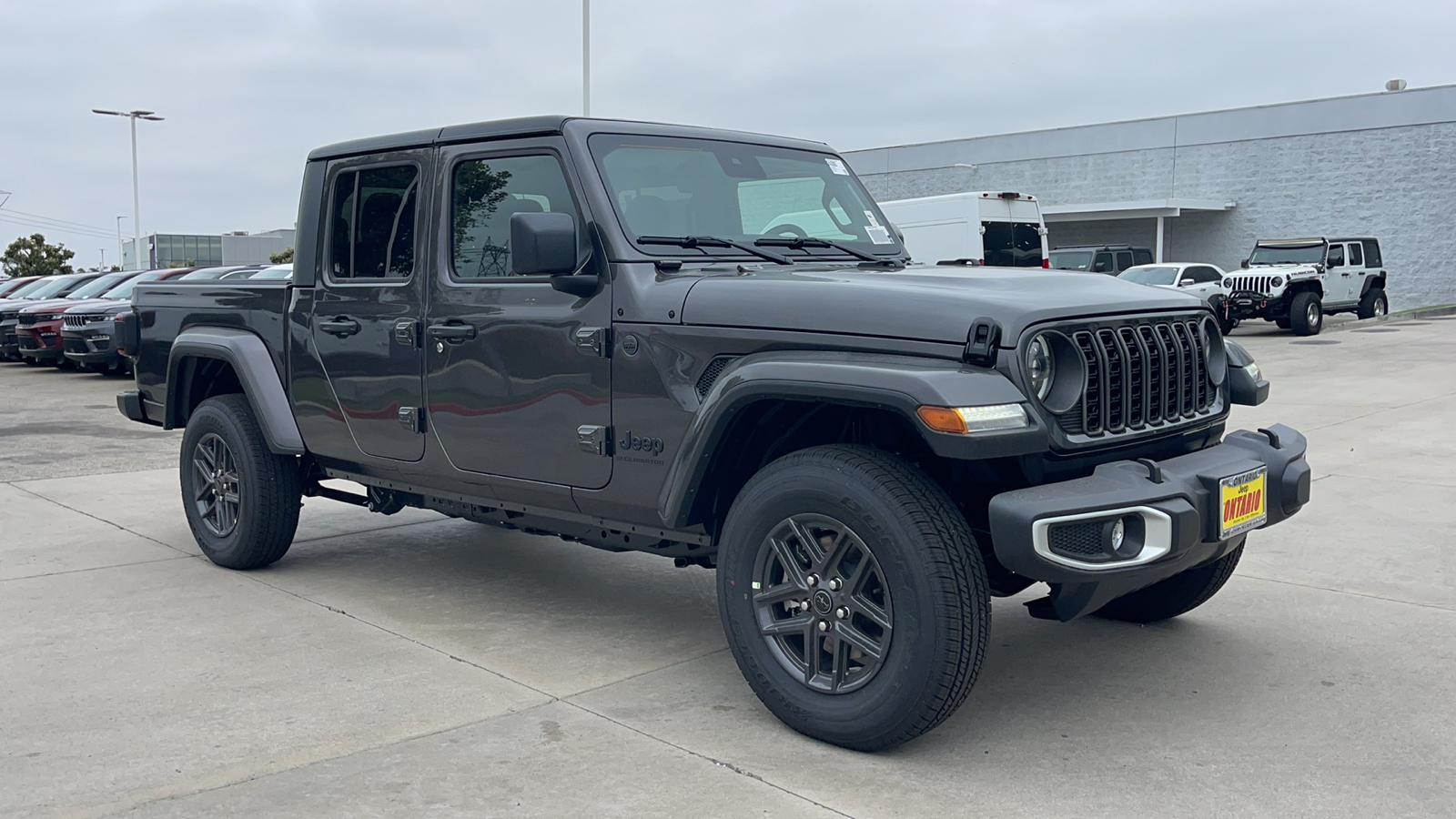 2024 Jeep Gladiator Sport S 1