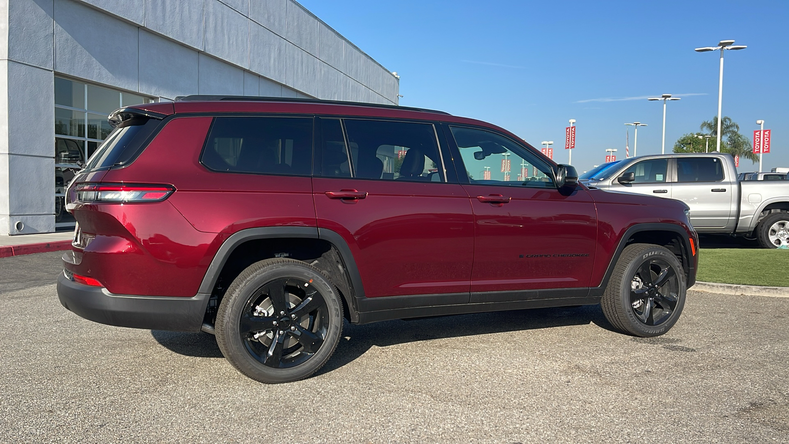 2024 Jeep Grand Cherokee L Altitude X 3