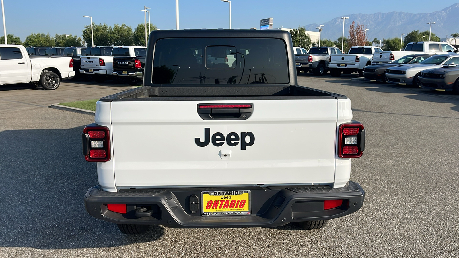 2024 Jeep Gladiator Sport S 4