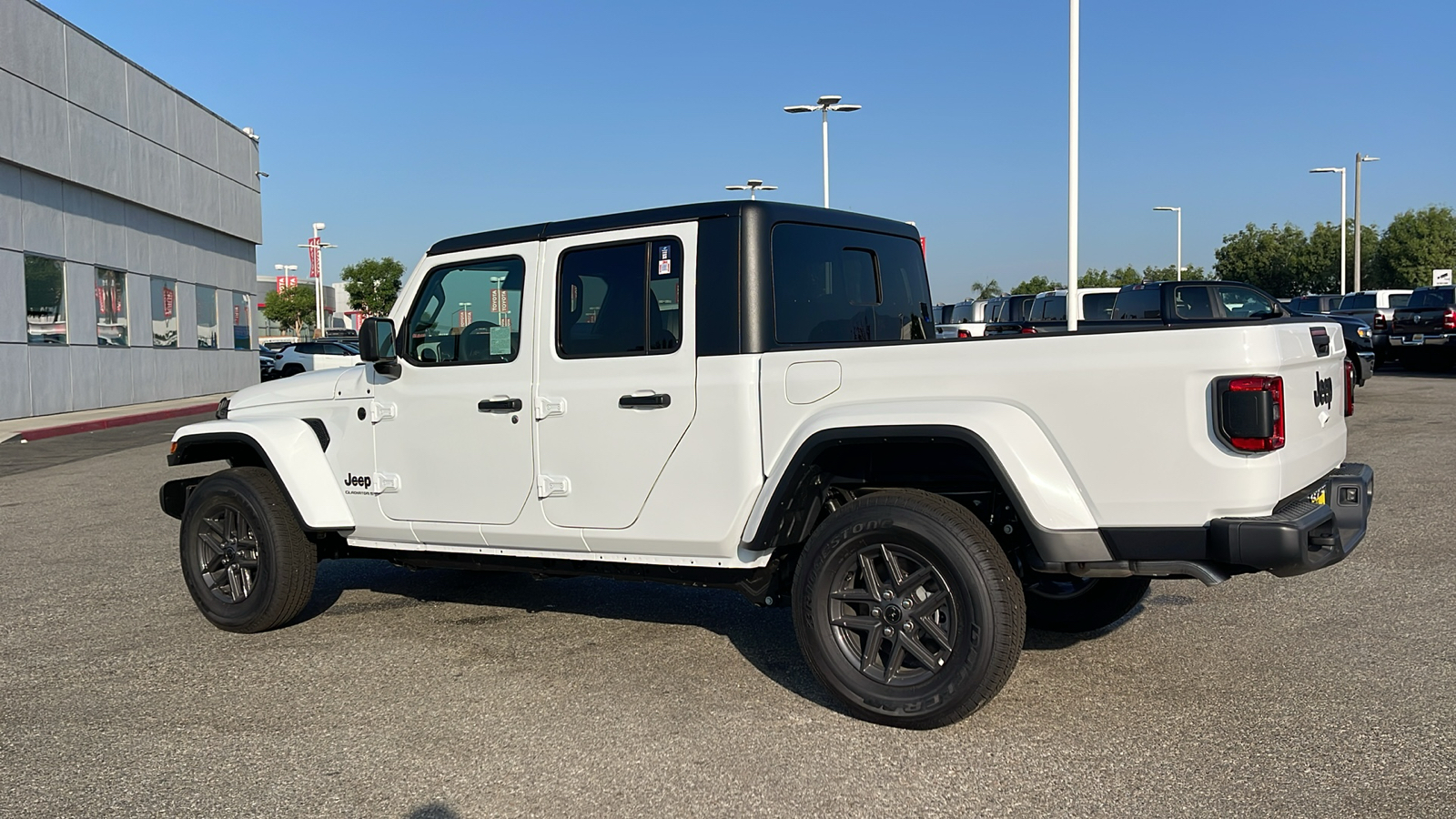 2024 Jeep Gladiator Sport S 5