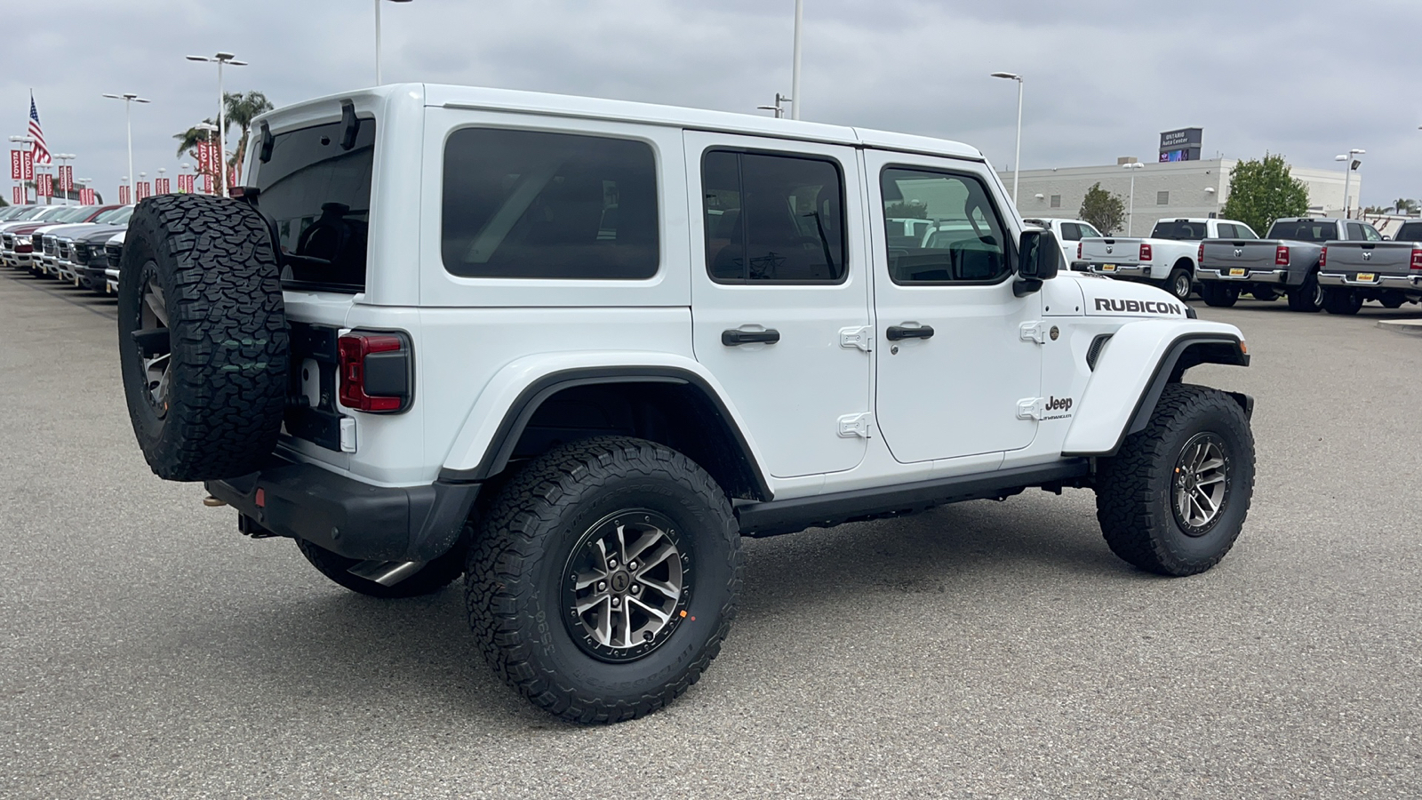 2024 Jeep Wrangler Rubicon 392 3