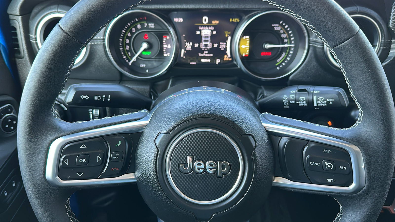 2023 Jeep Wrangler Sahara 4xe 18