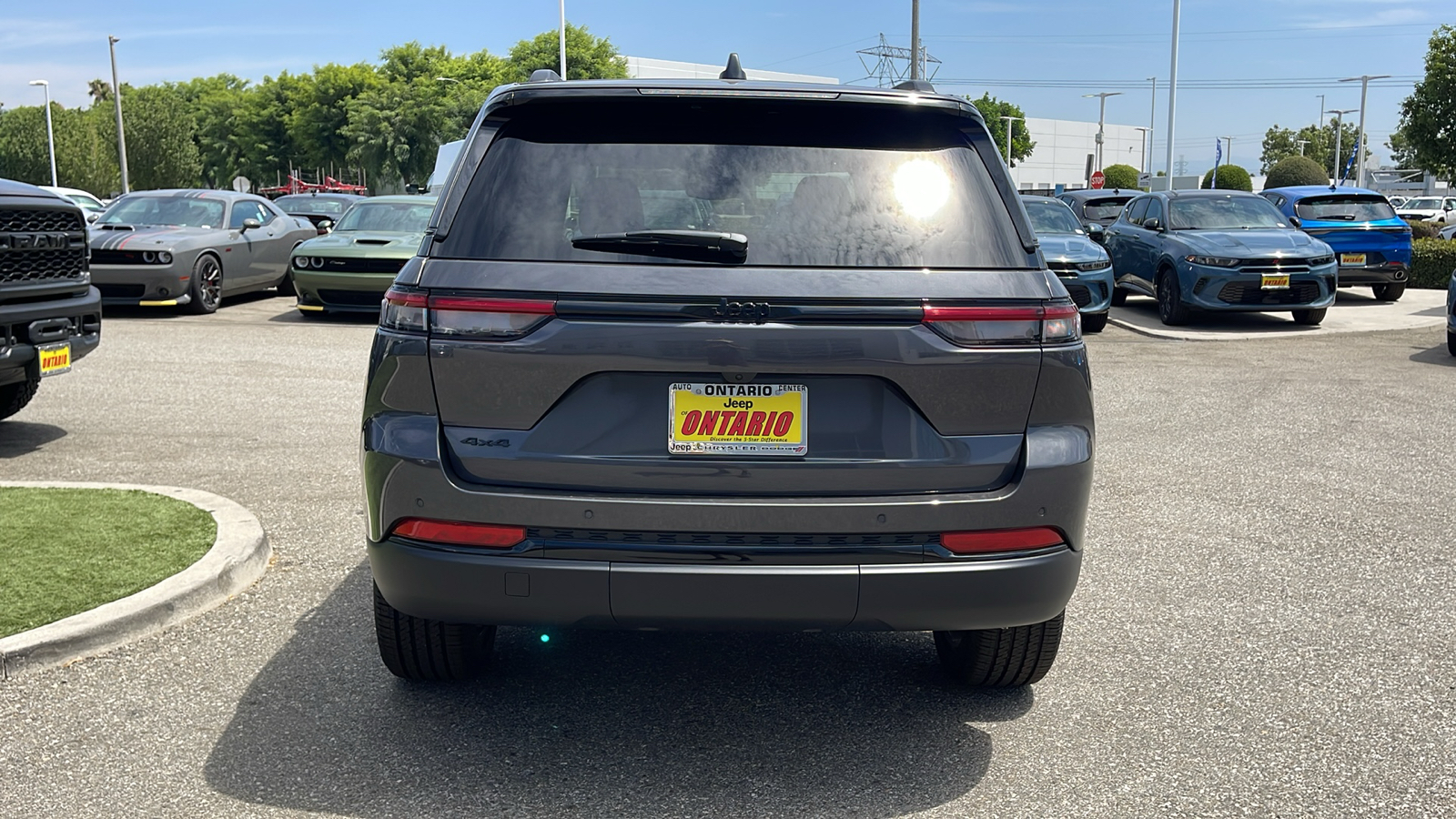 2024 Jeep Grand Cherokee Altitude X 4