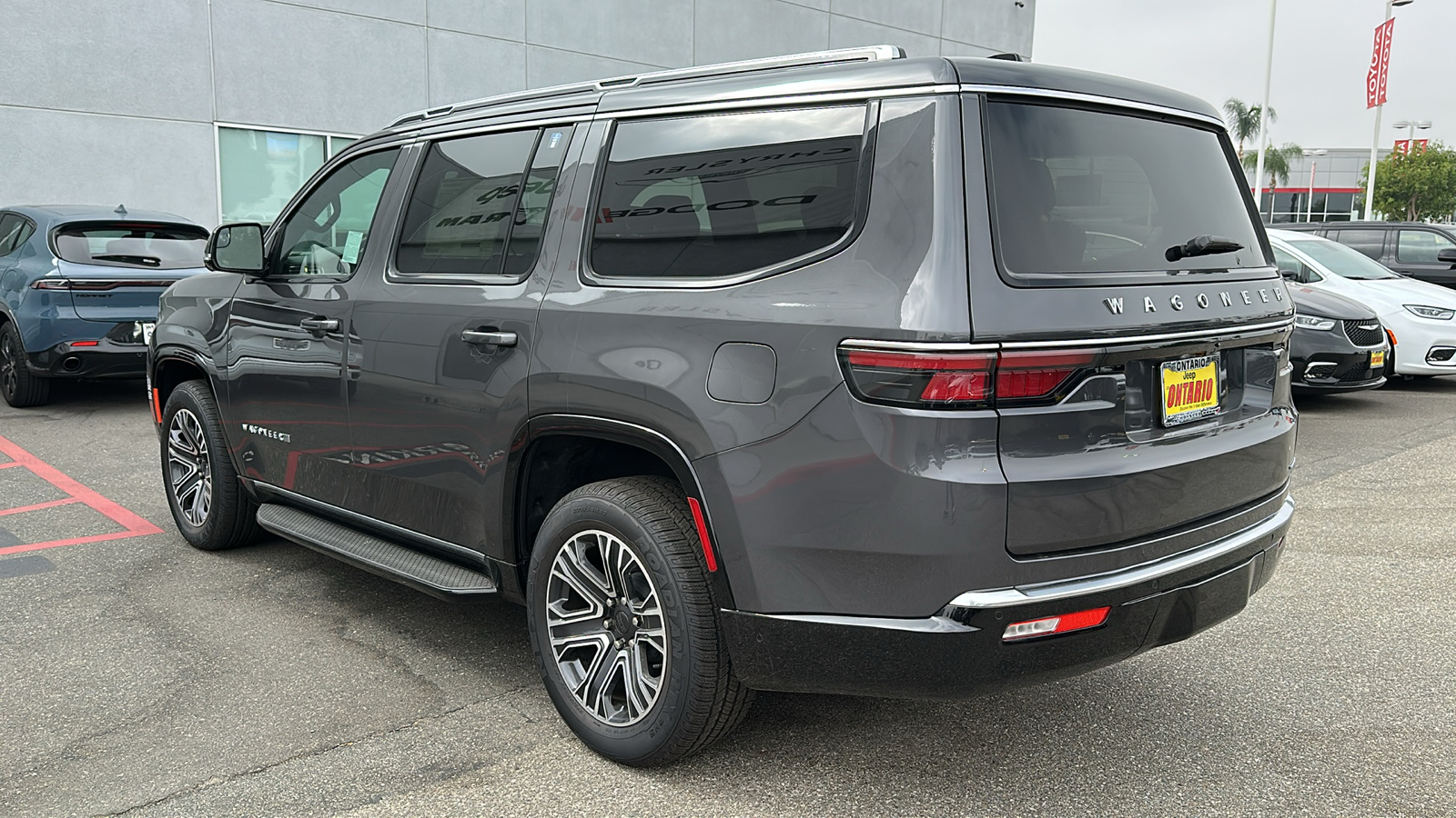 2024 Jeep Wagoneer Series II 6