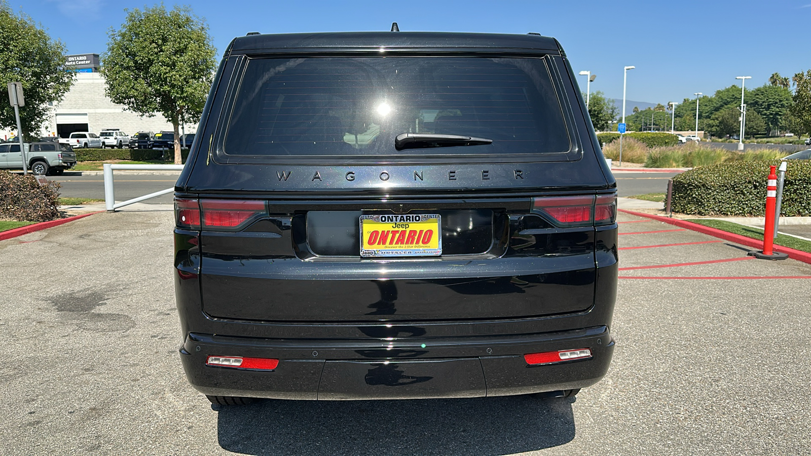 2024 Jeep Wagoneer Series II Carbide 5