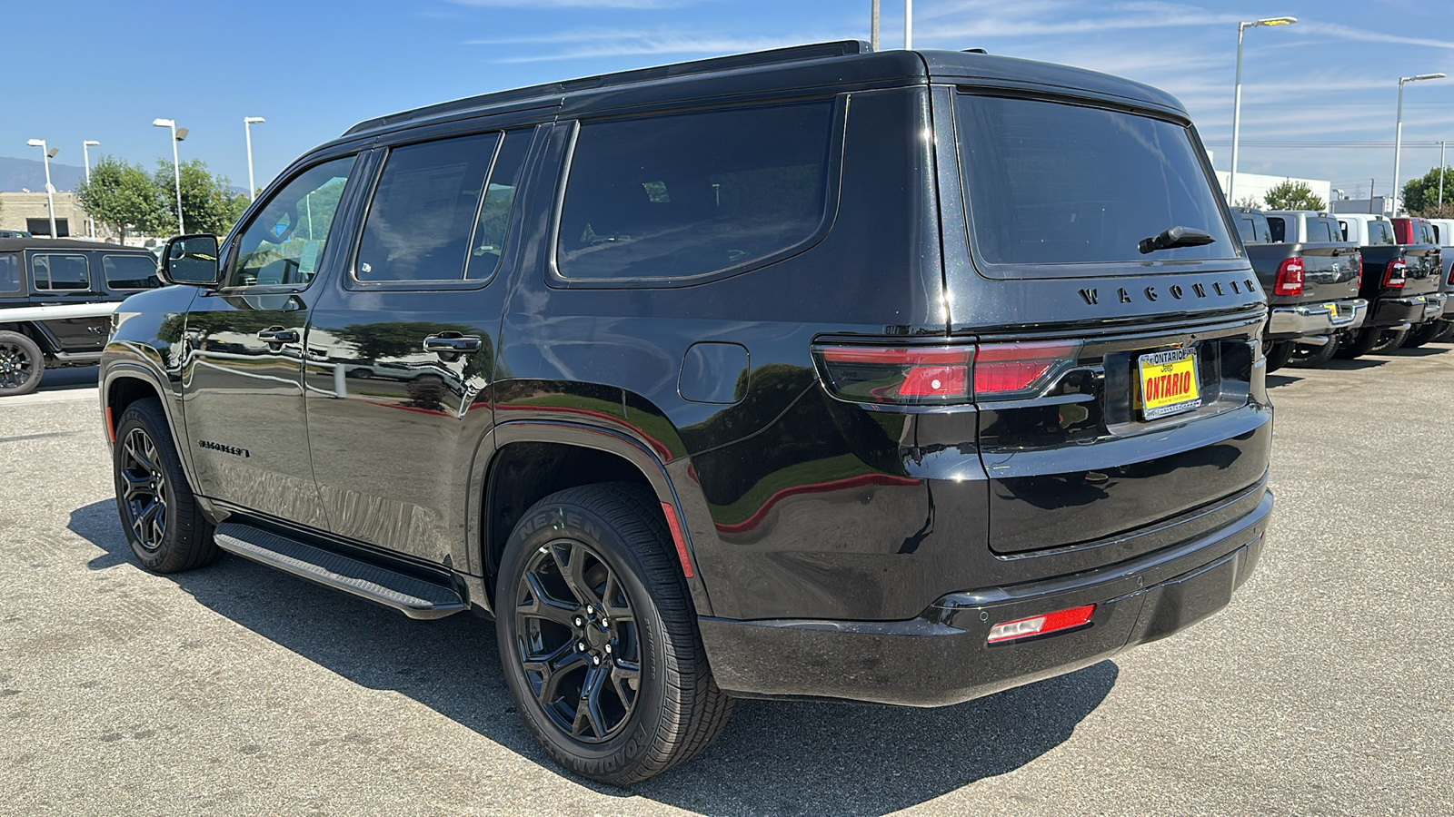 2024 Jeep Wagoneer Series II Carbide 6