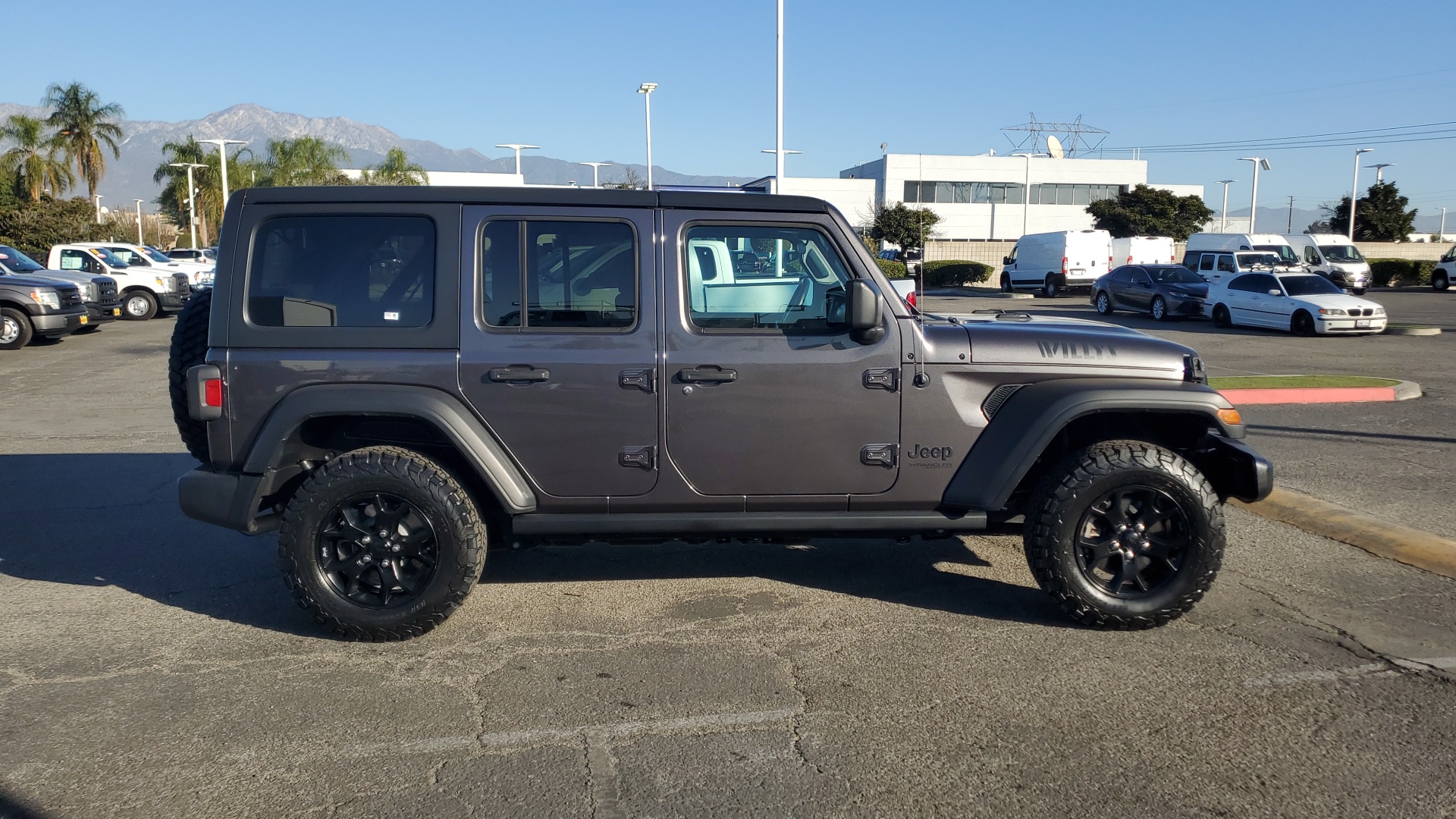 2021 Jeep Wrangler Unlimited Willys 2